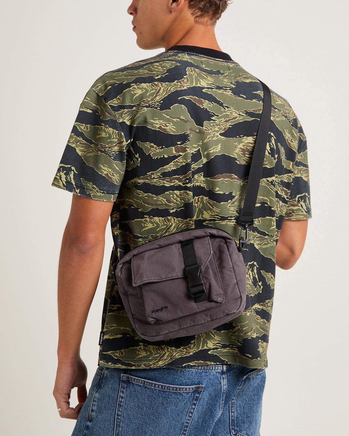 Latch Ripstock Camera Bag BLACK