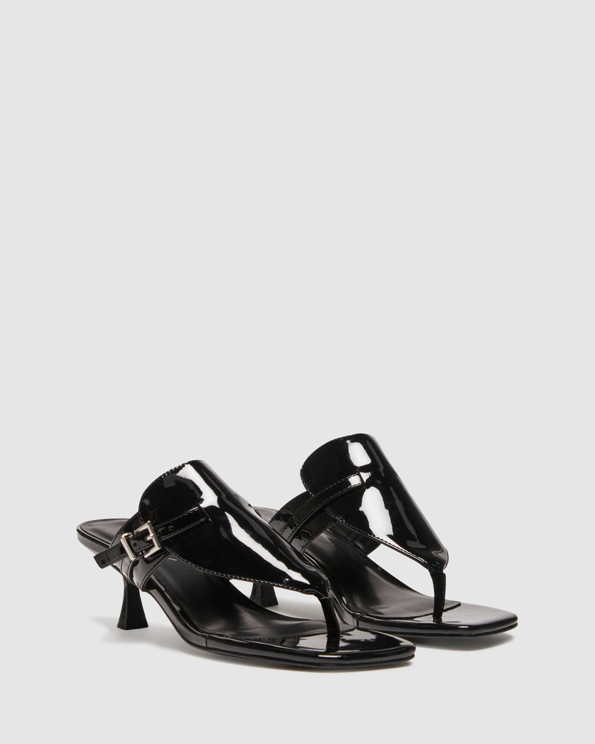 Locked Thong Heels BLACK