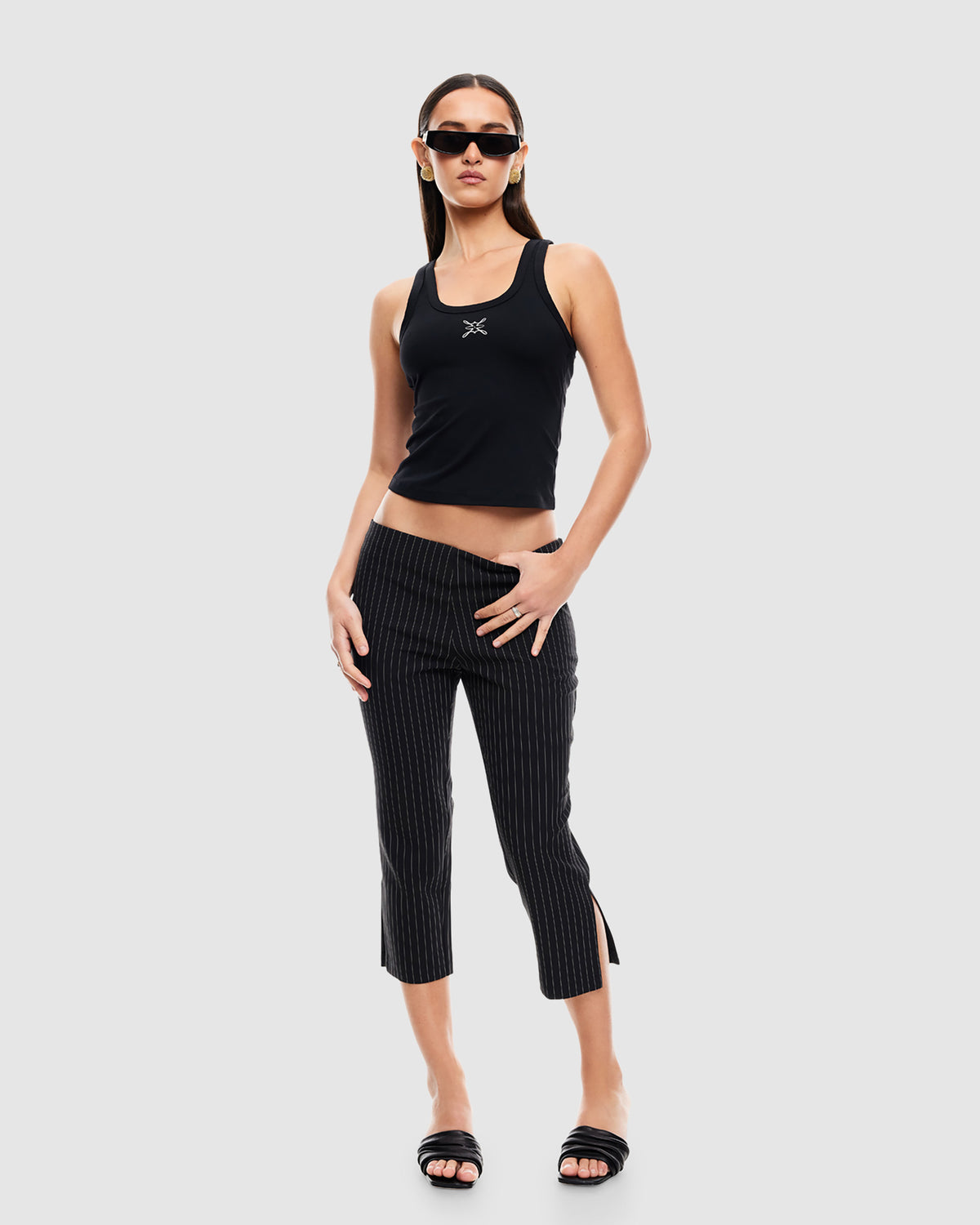 Leo Capri Pants ONYX PINSTRIPE