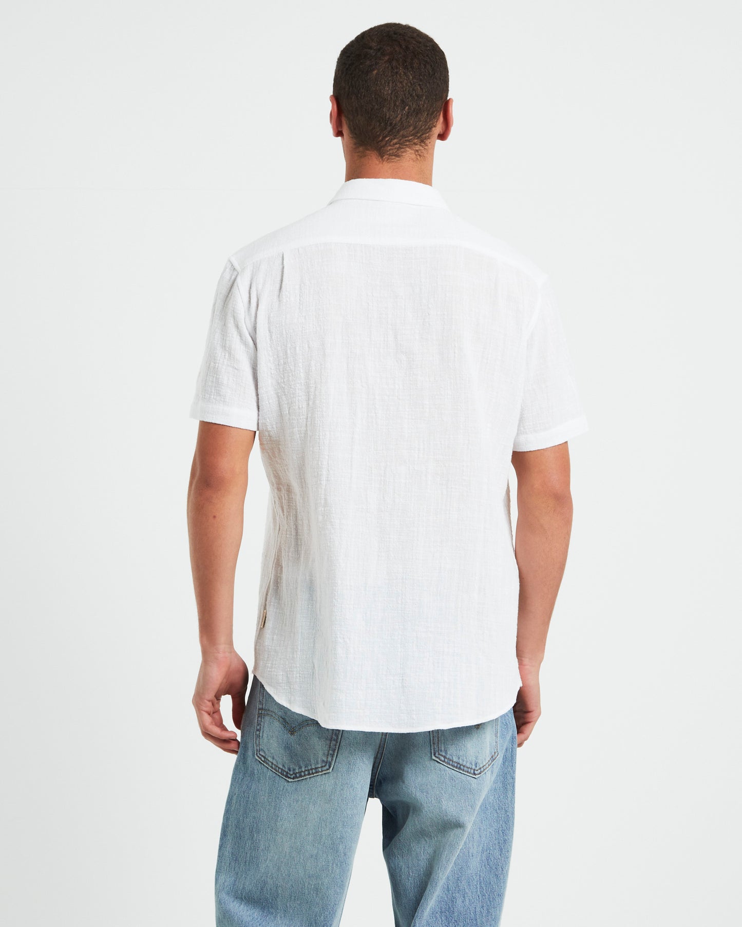 Louie Shirt Off