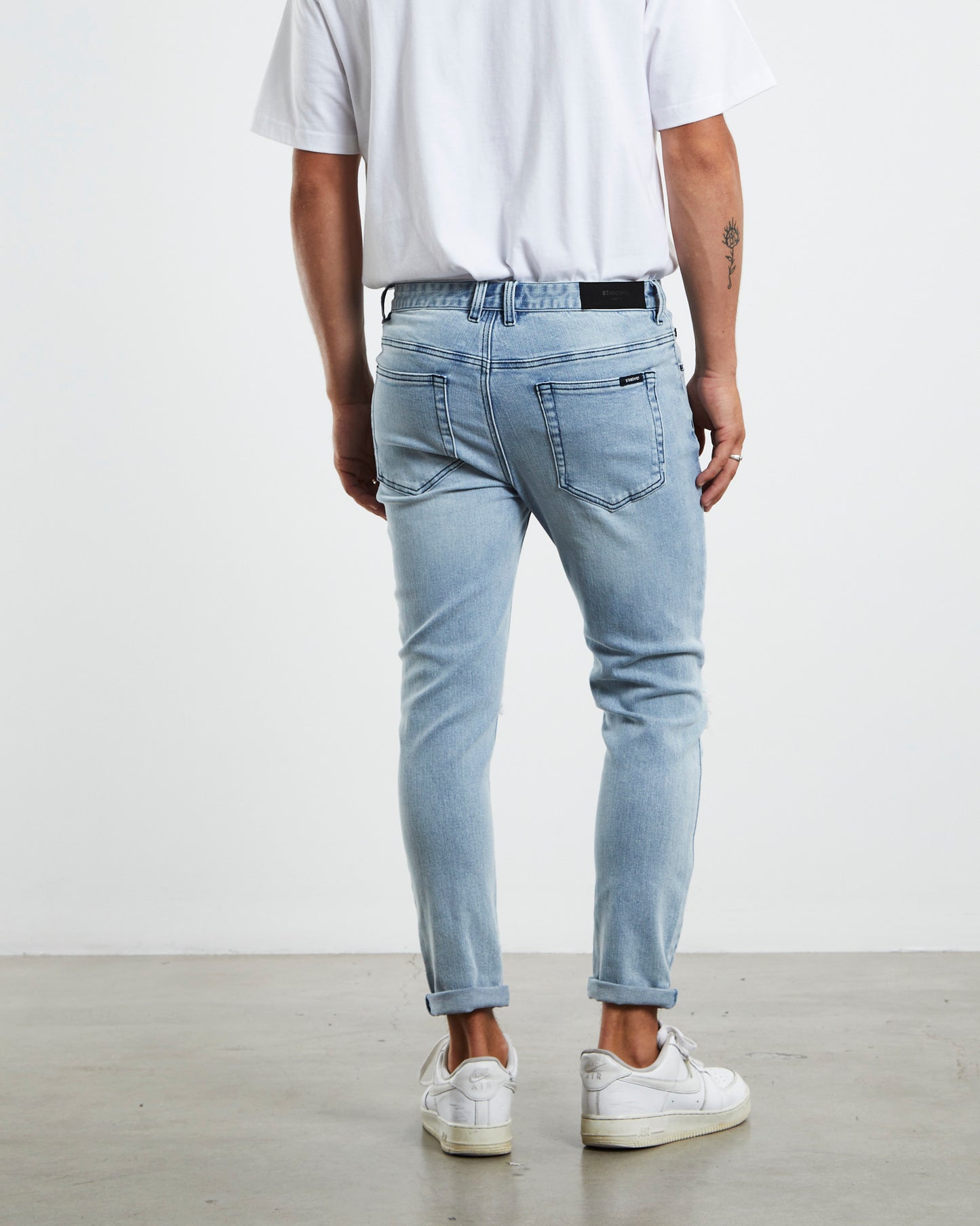 Offset Jeans In Bleach Blue