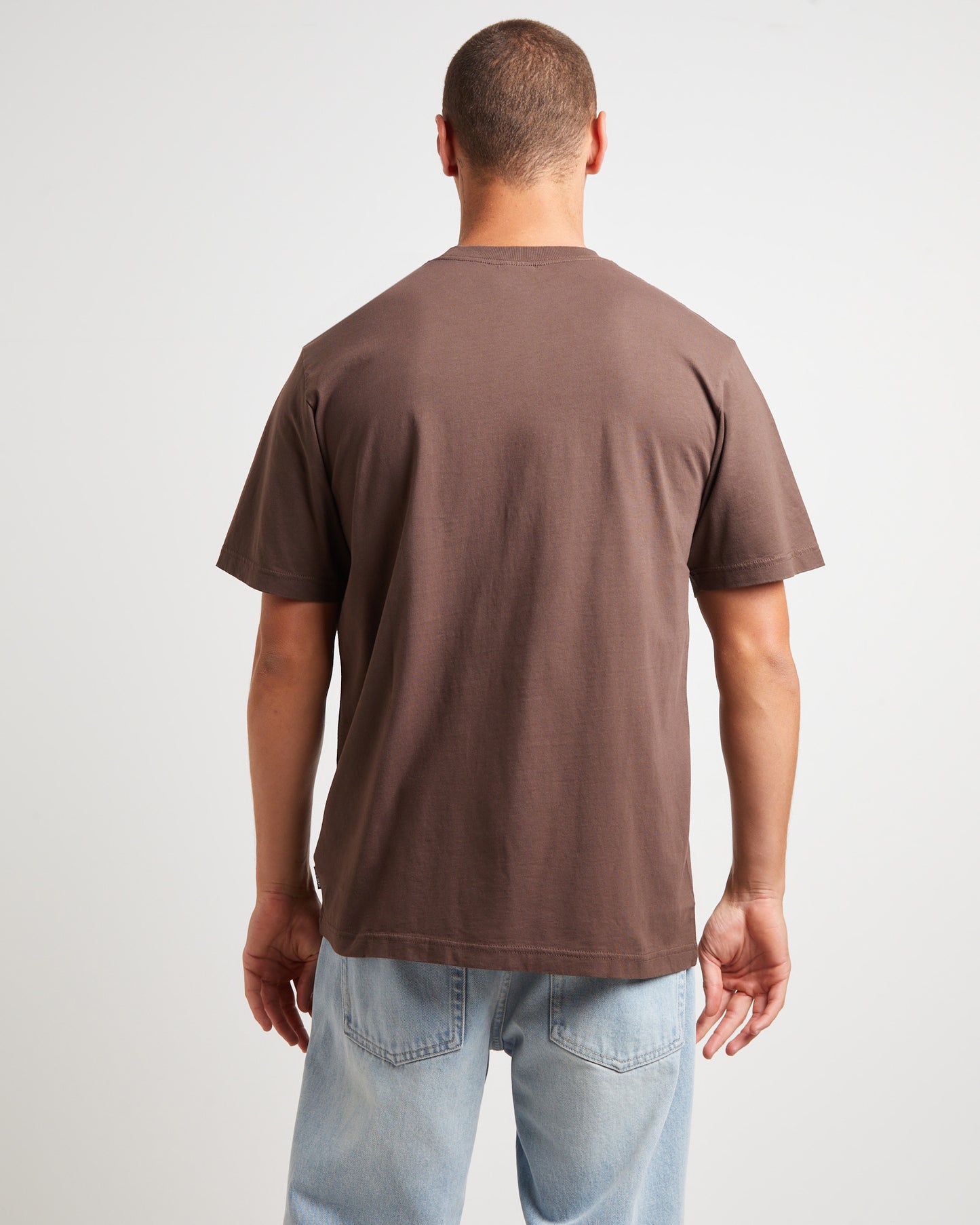 Thrown Out Recycled Retro Fit T-Shirt in Earth Brown