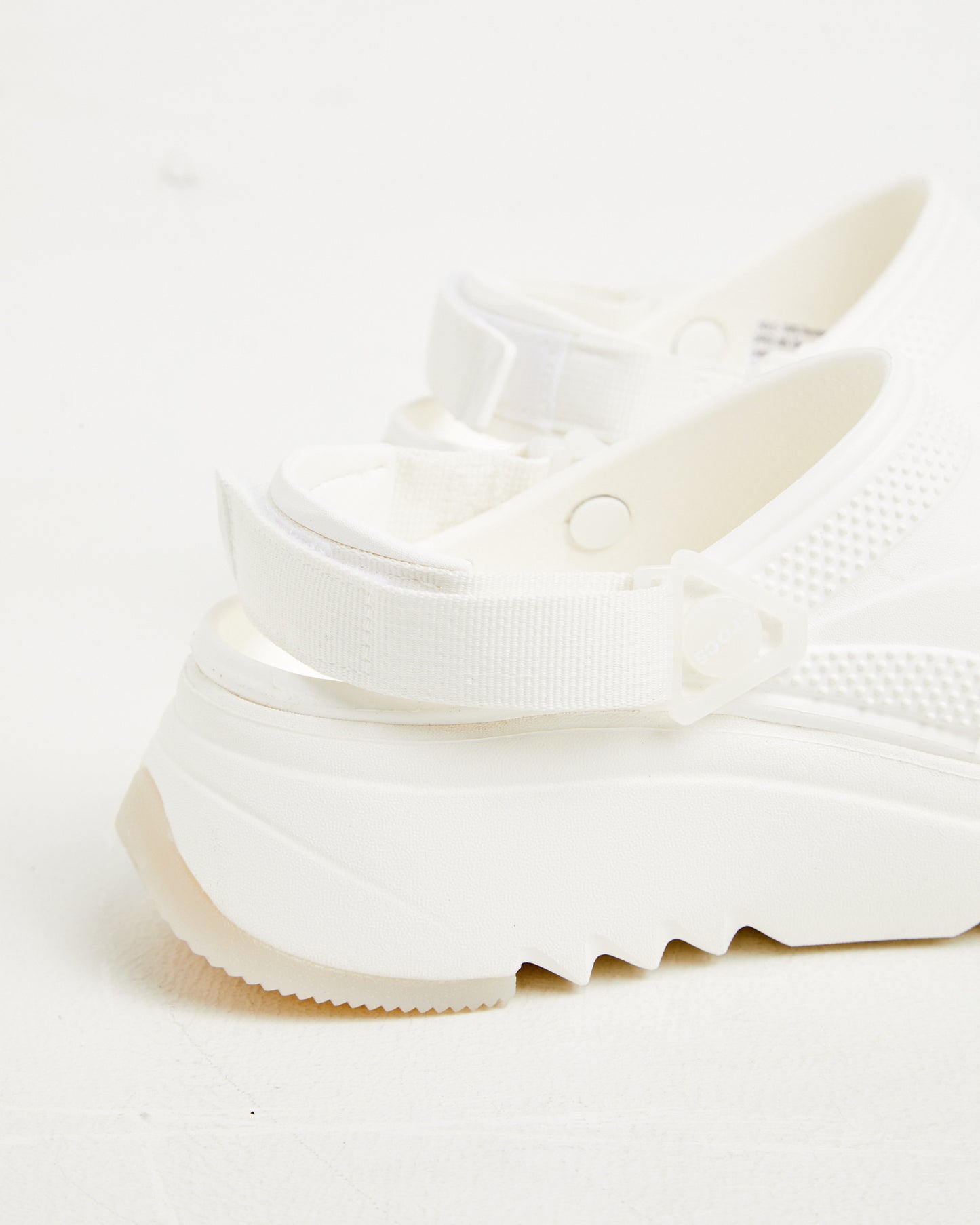 Hiker Xscape Clogs in White