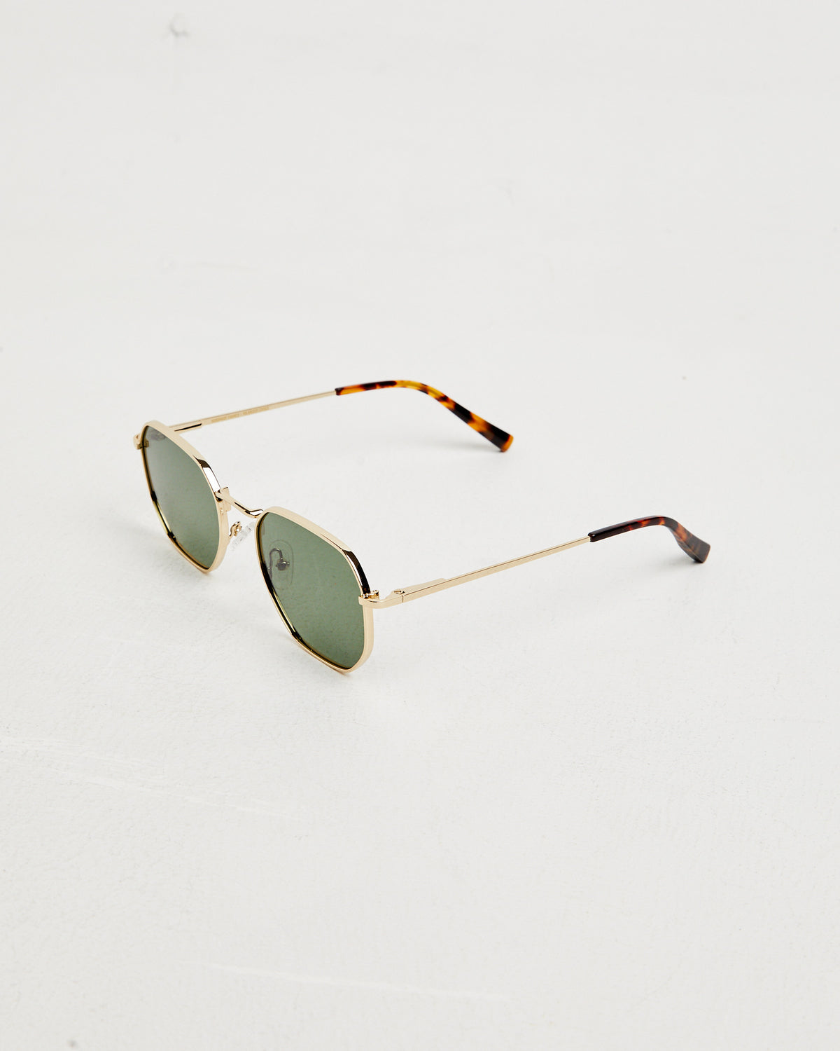DXB Polished Sunglasses in Gold/Dark Green GOLD
