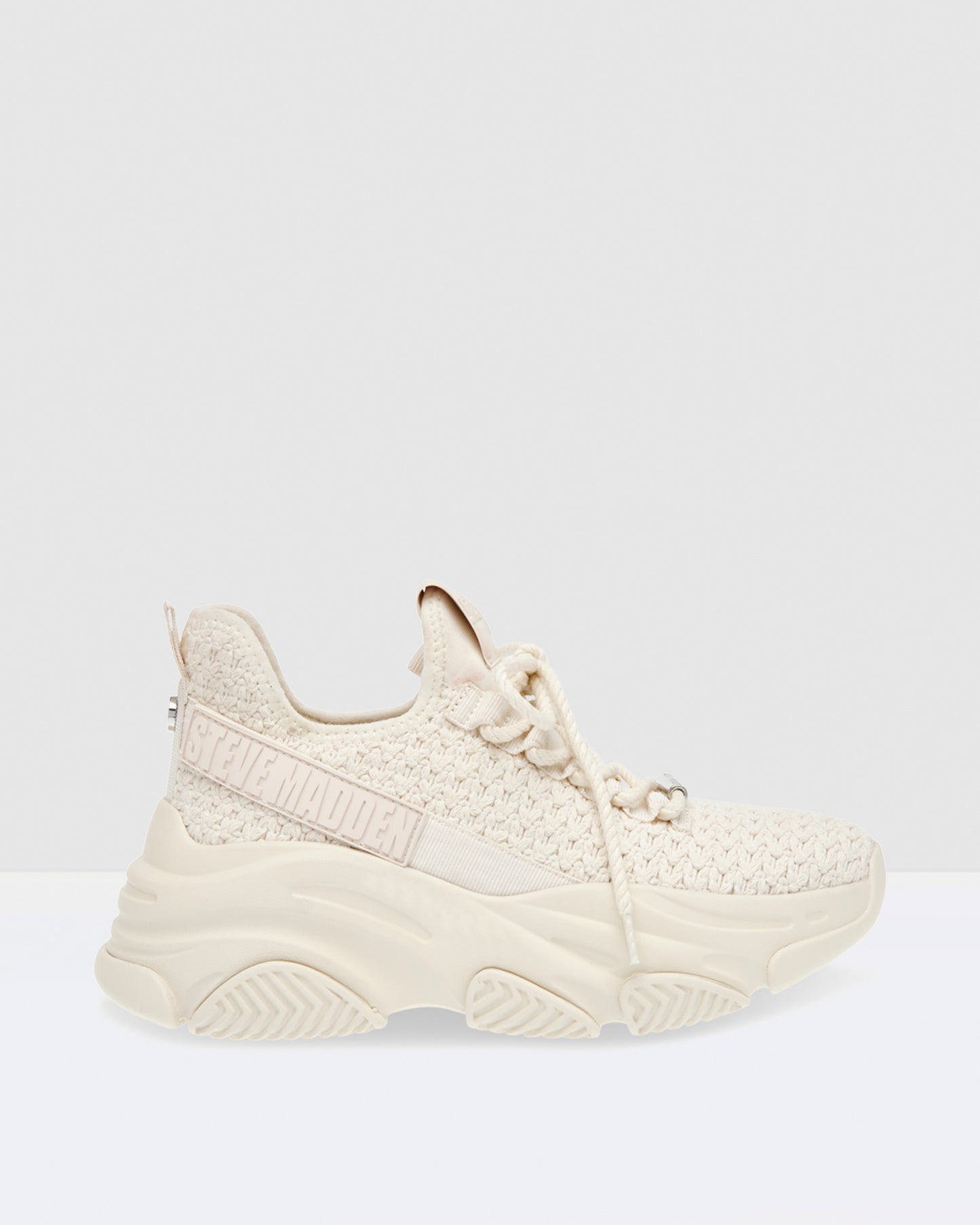 Project Sneakers in Bone