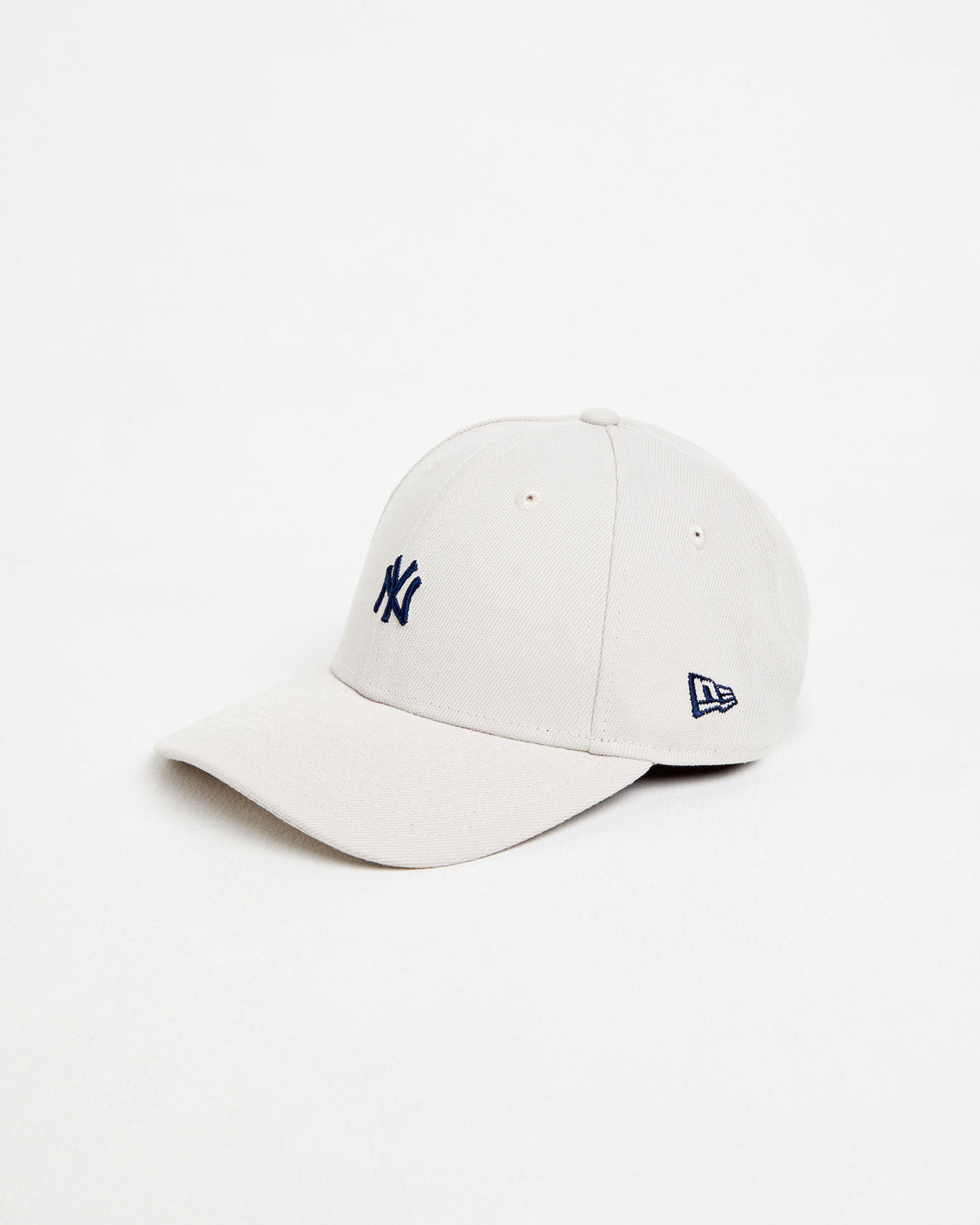 9Forty New York Yankees Mini Logo Cap STONE