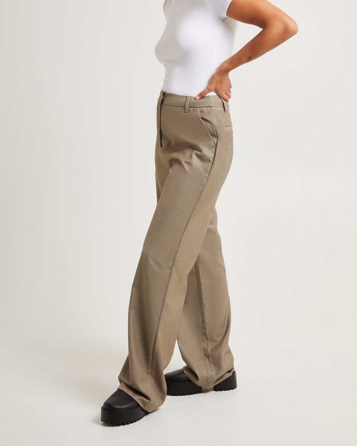 Valerie Straight Leg Suit Pants TRUFFLE