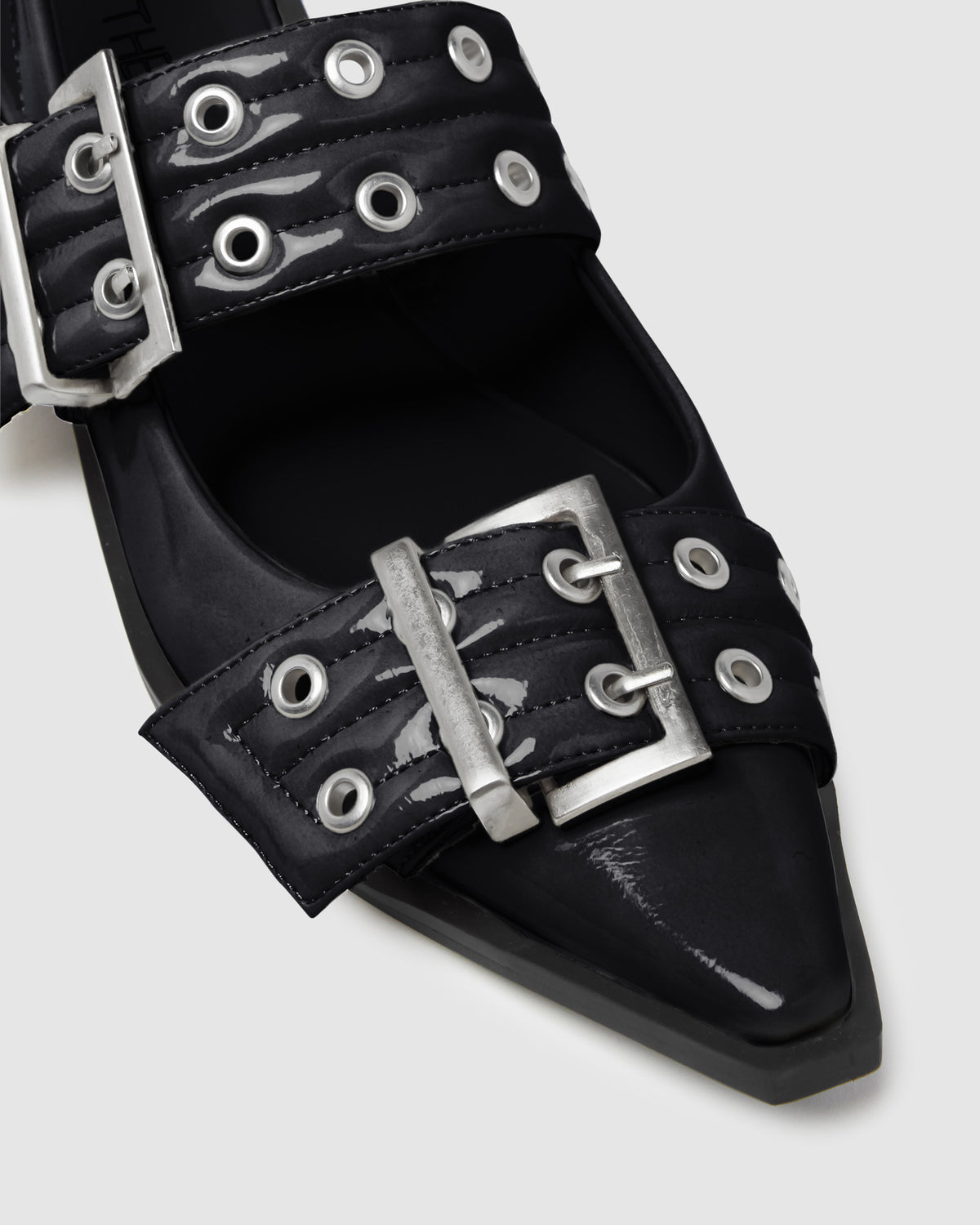 Matilda Pointed Flat BLACK