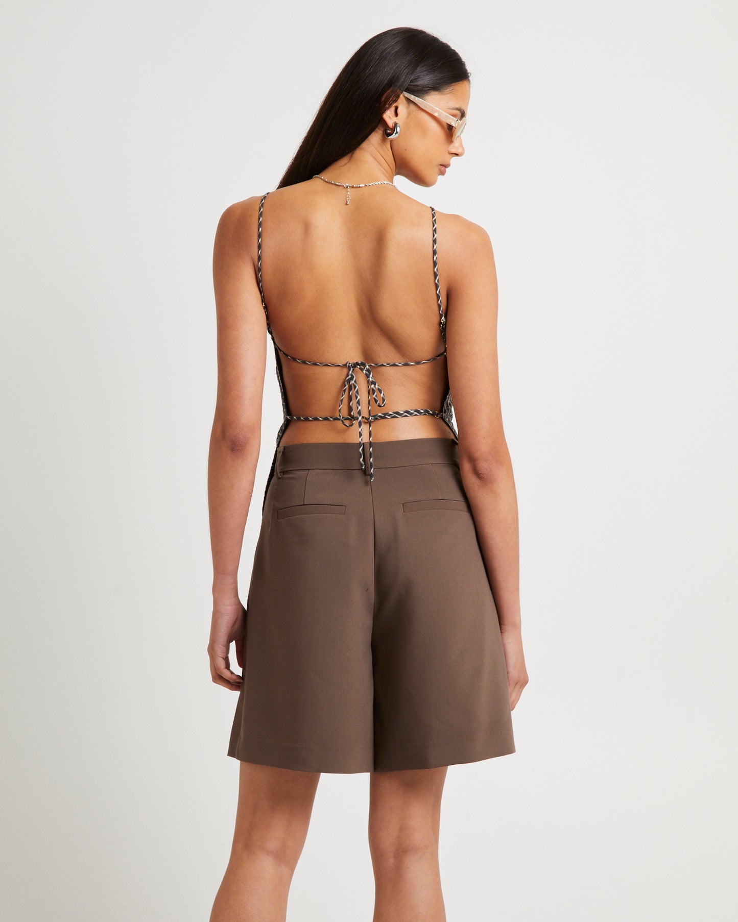 Kaia Backless Tunic Top in Black