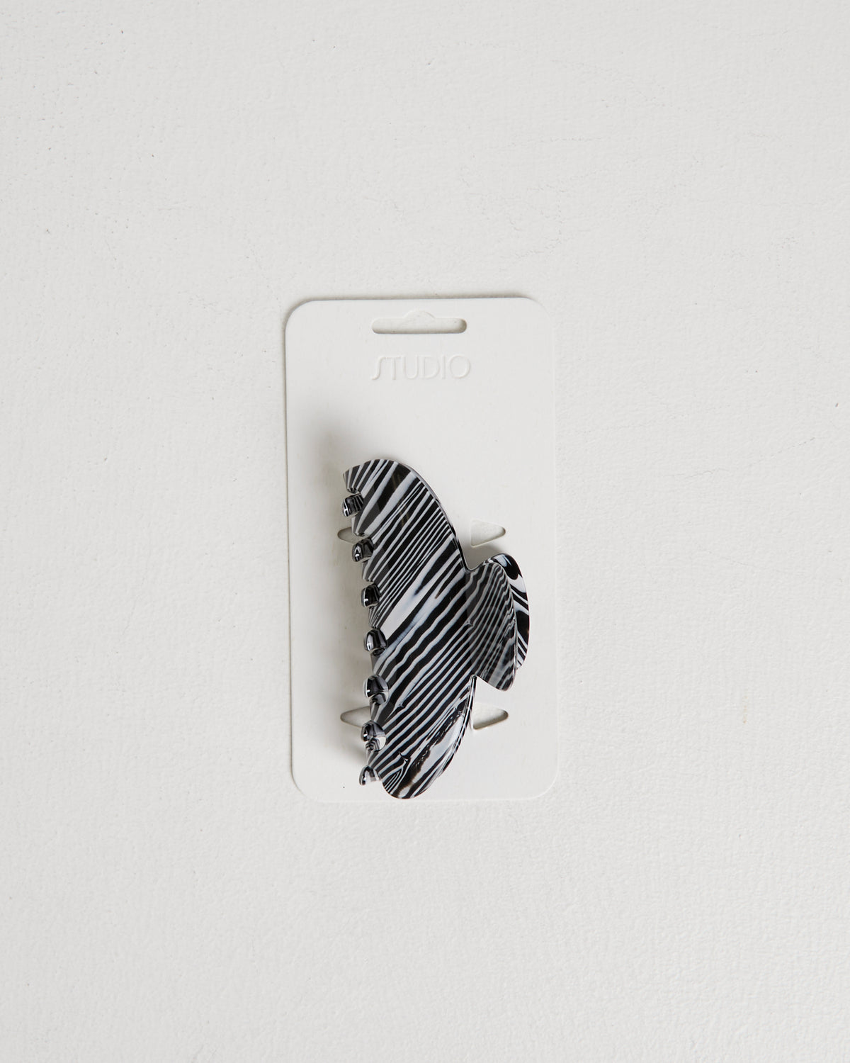 Reah Resin Clip BLACK