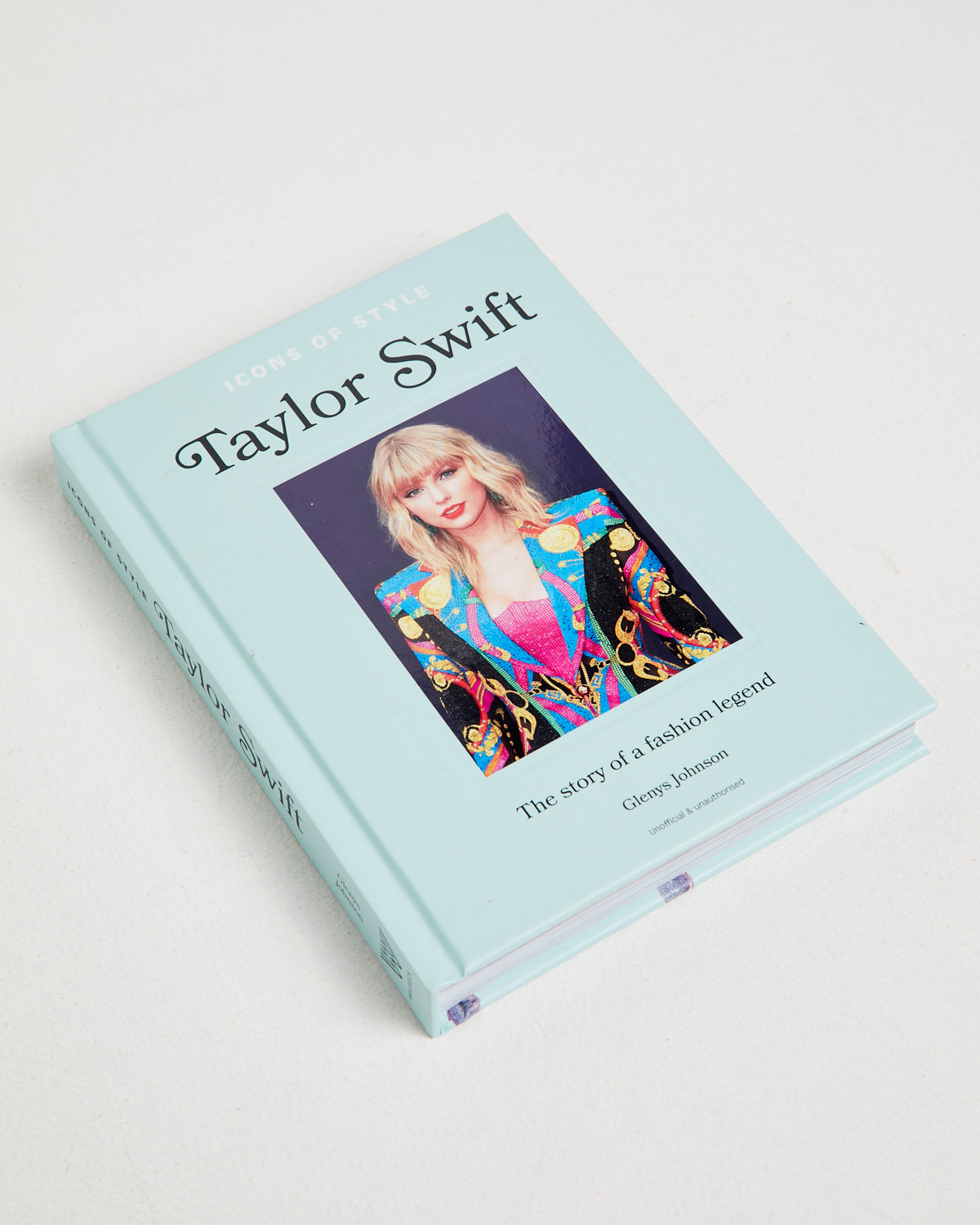 Icons Of Style: Taylor Swift ASST