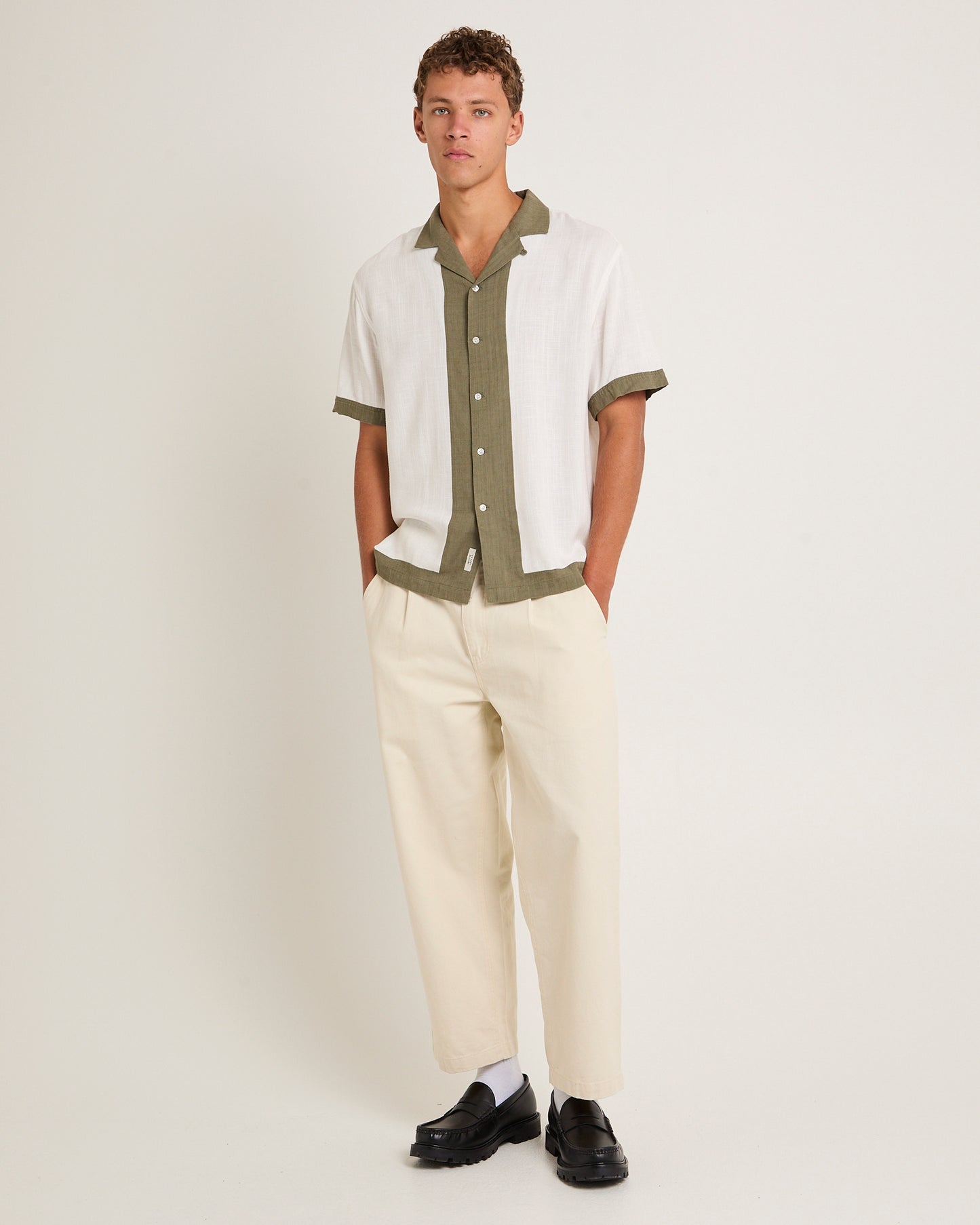 Border Linen Short Sleeve Resort Shirt