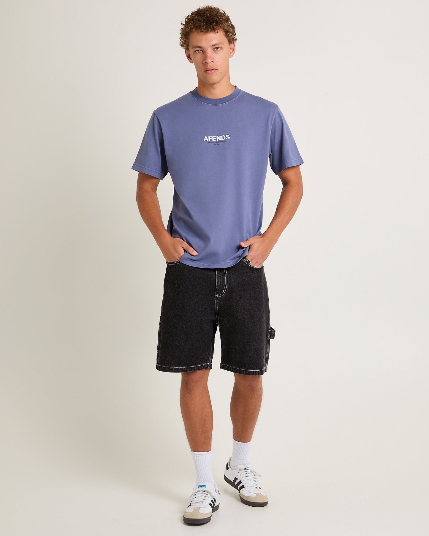 Vinyl Retro Fit T-Shirt