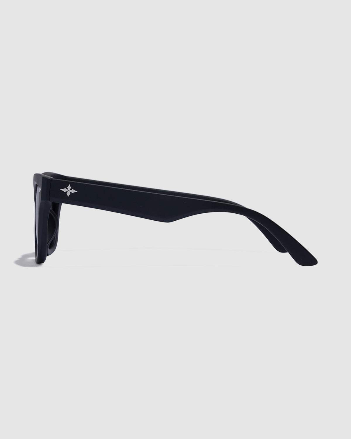 Generator Sunglass MATTE BLACK / BLACK POLARISED