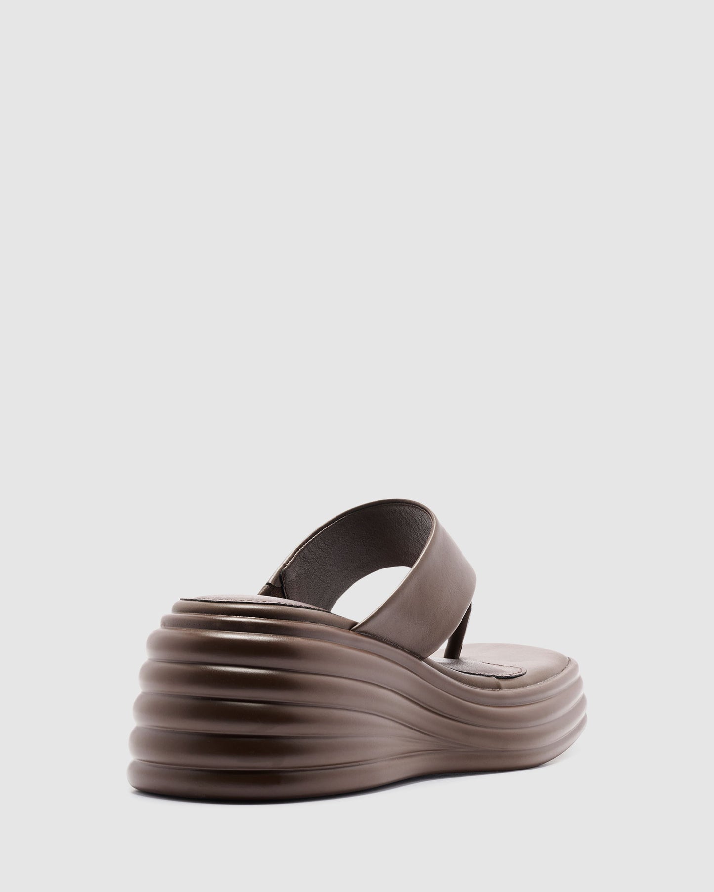 Finale Wedge Sandal