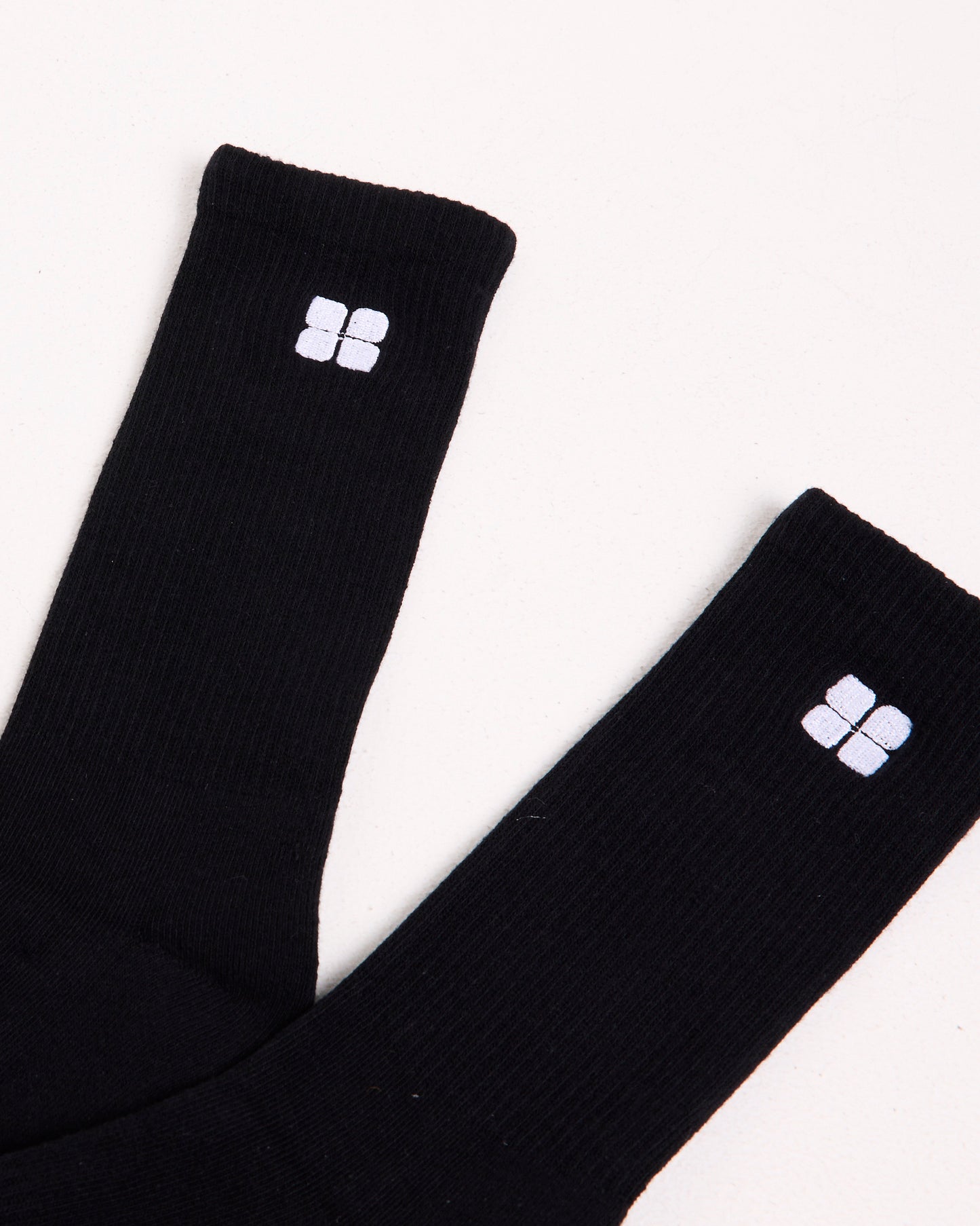 Box Logo Crew Socks 3 Pack