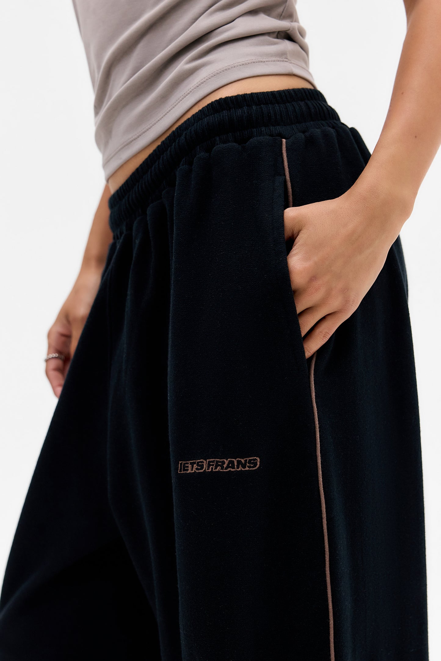 Harri Wide Leg Jogger Pants