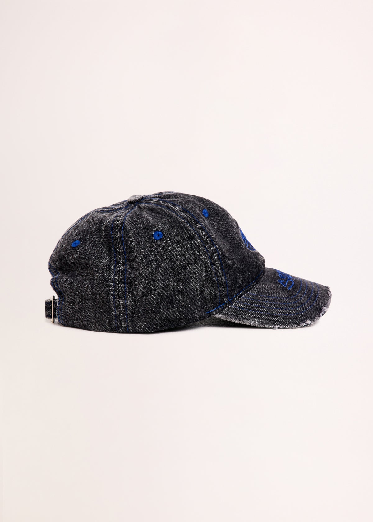 Wilde Distressed Cap BLACK