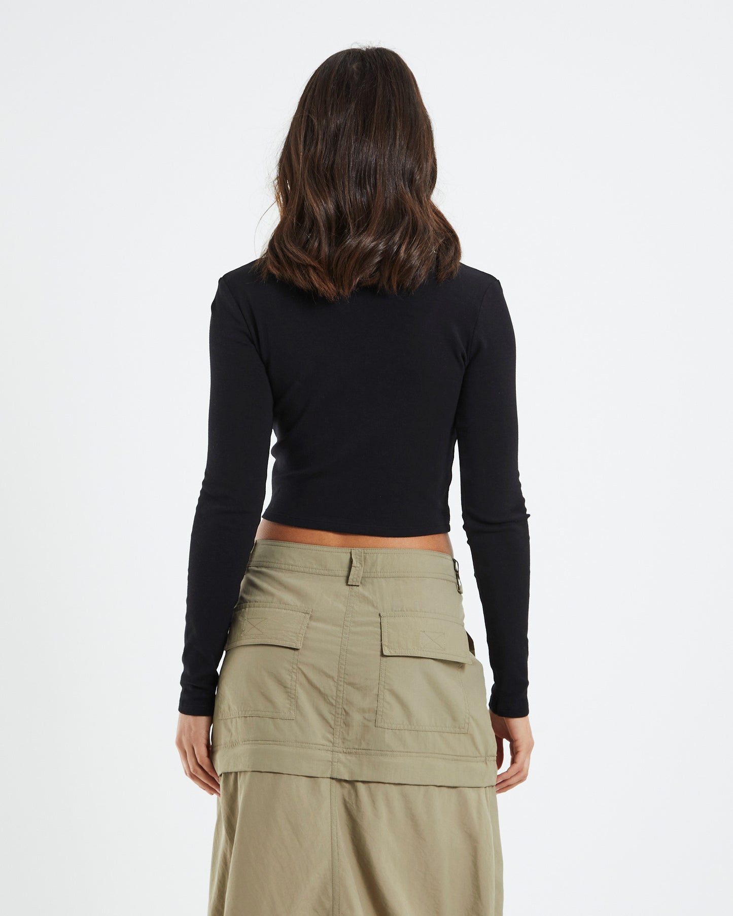 Scoop Neck Long Sleeve Crop Top Black