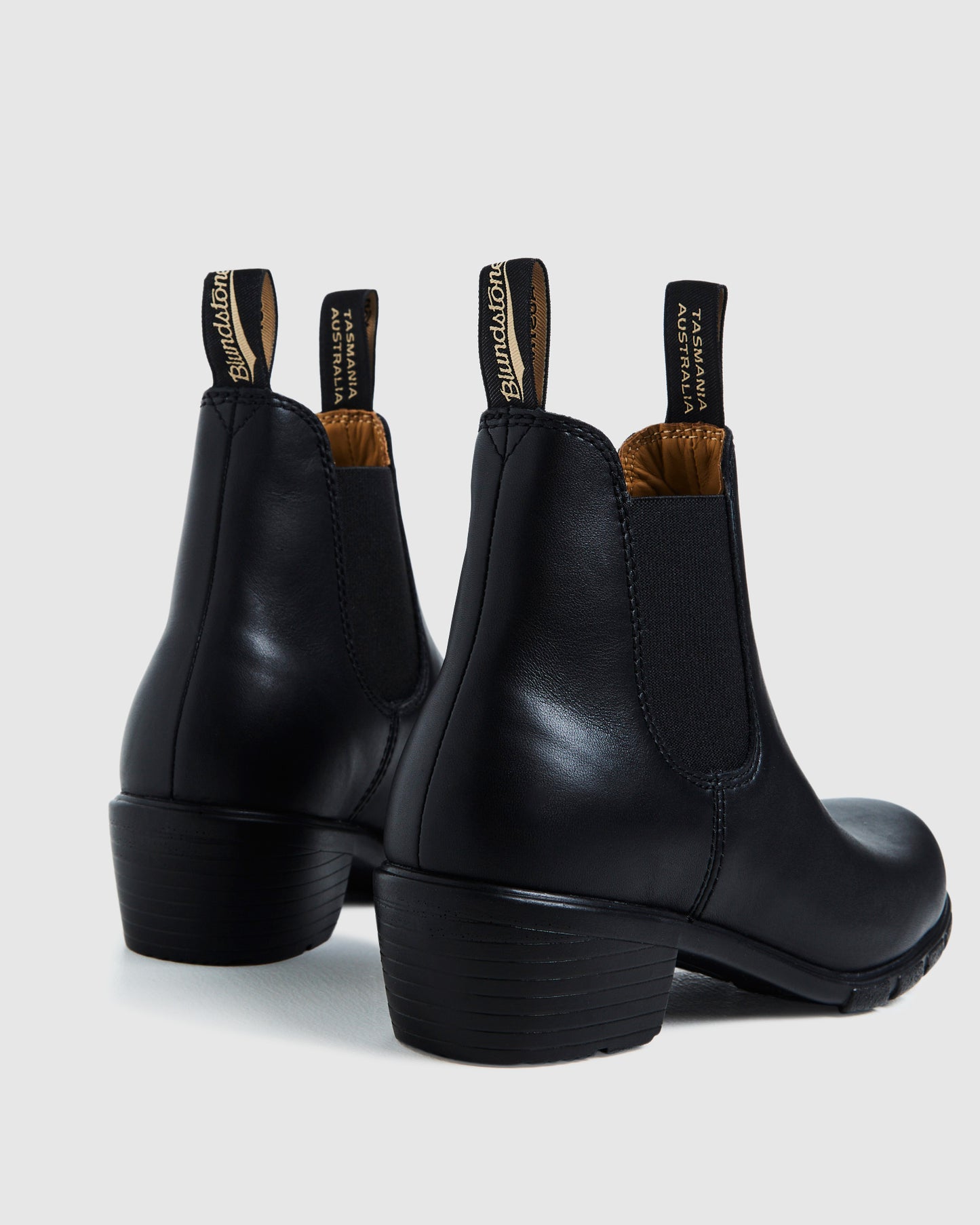 1671 Heeled Leather Boots Black