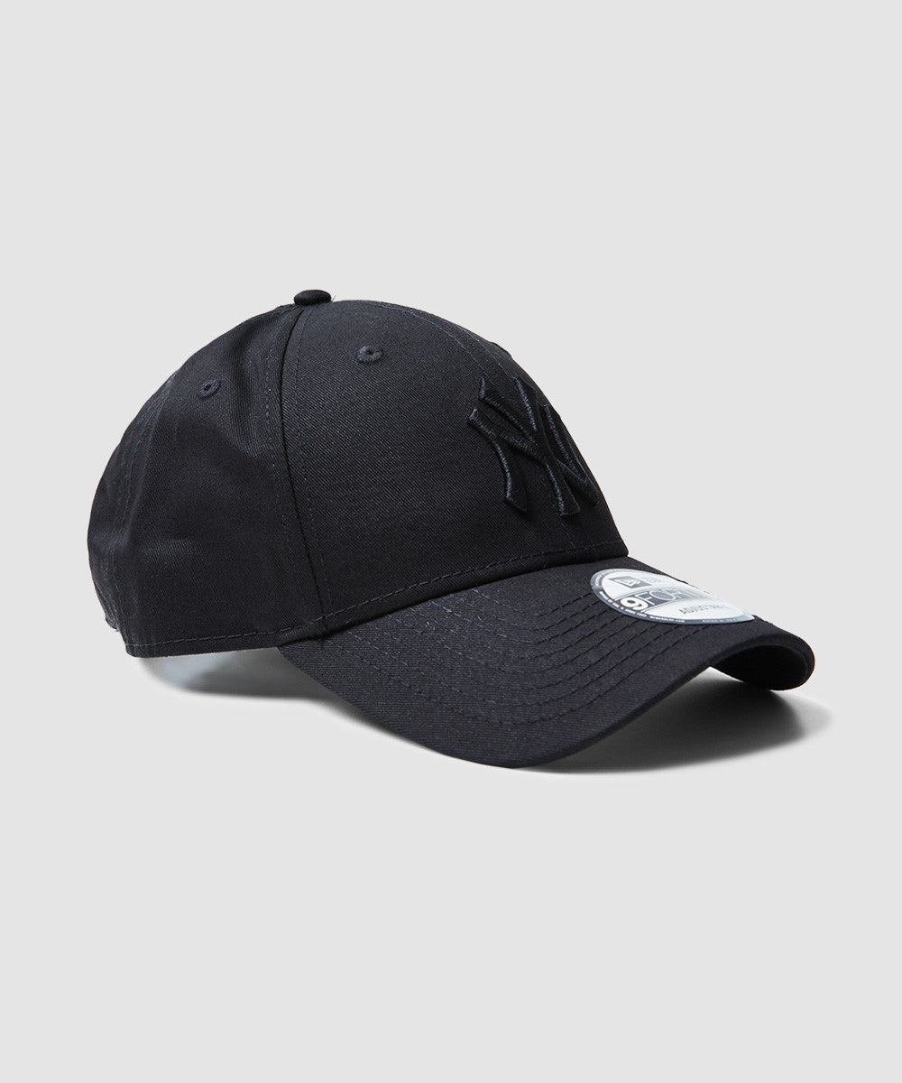9Forty New York Yankees Cap Black