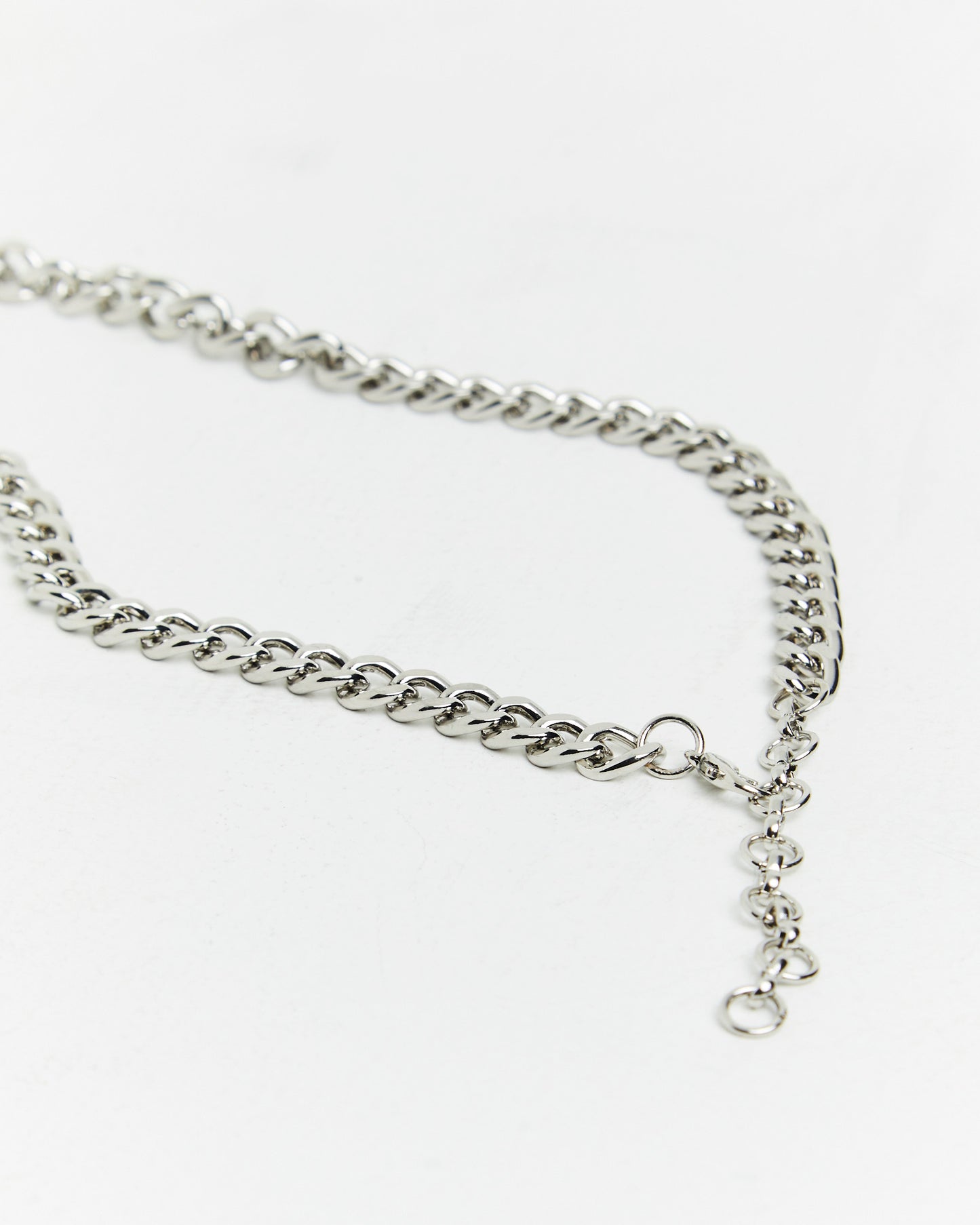 Cora Chain Link Necklace in Gold/Silver
