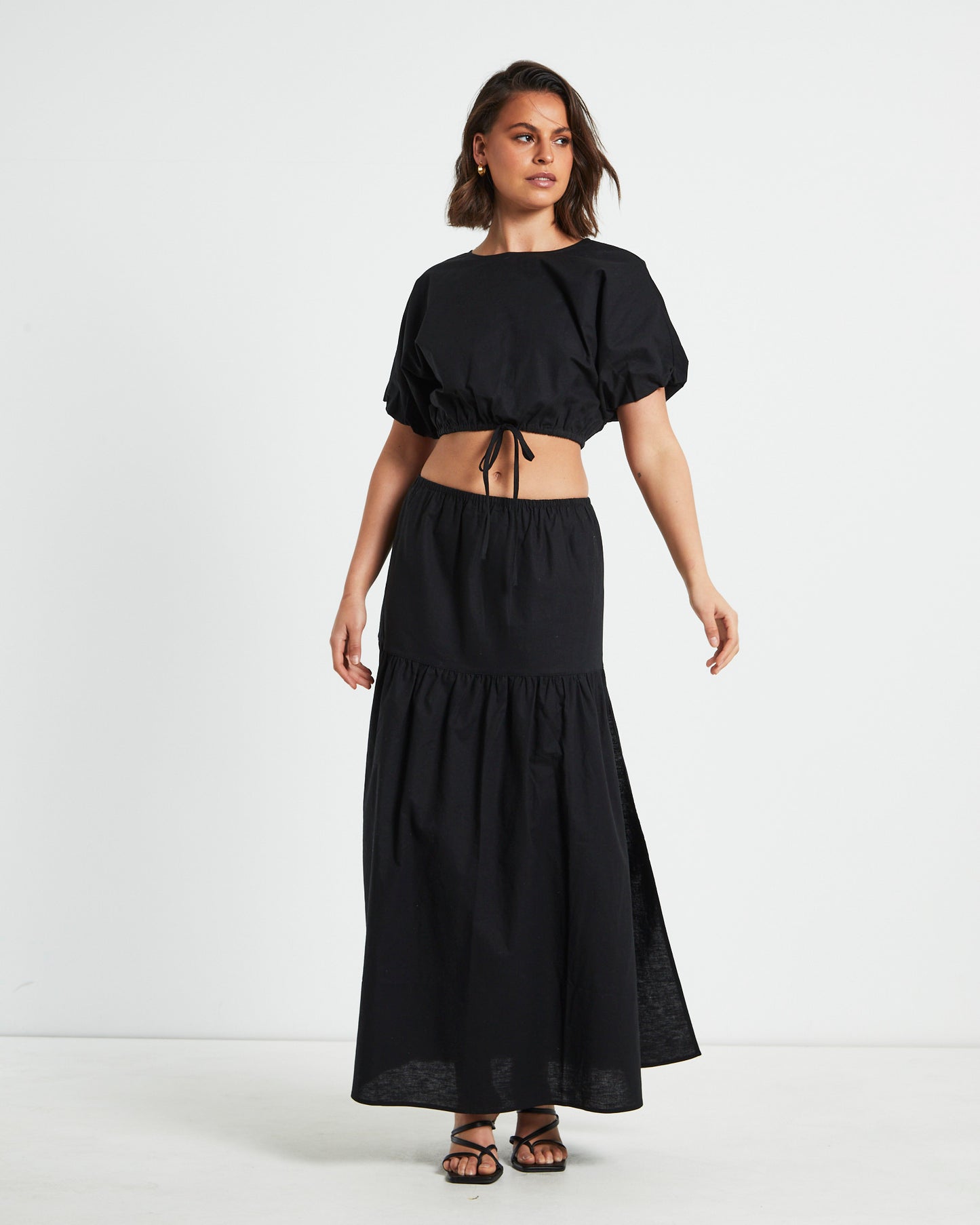 Melody Linen Puff Short Sleeve T-Shirt in Black