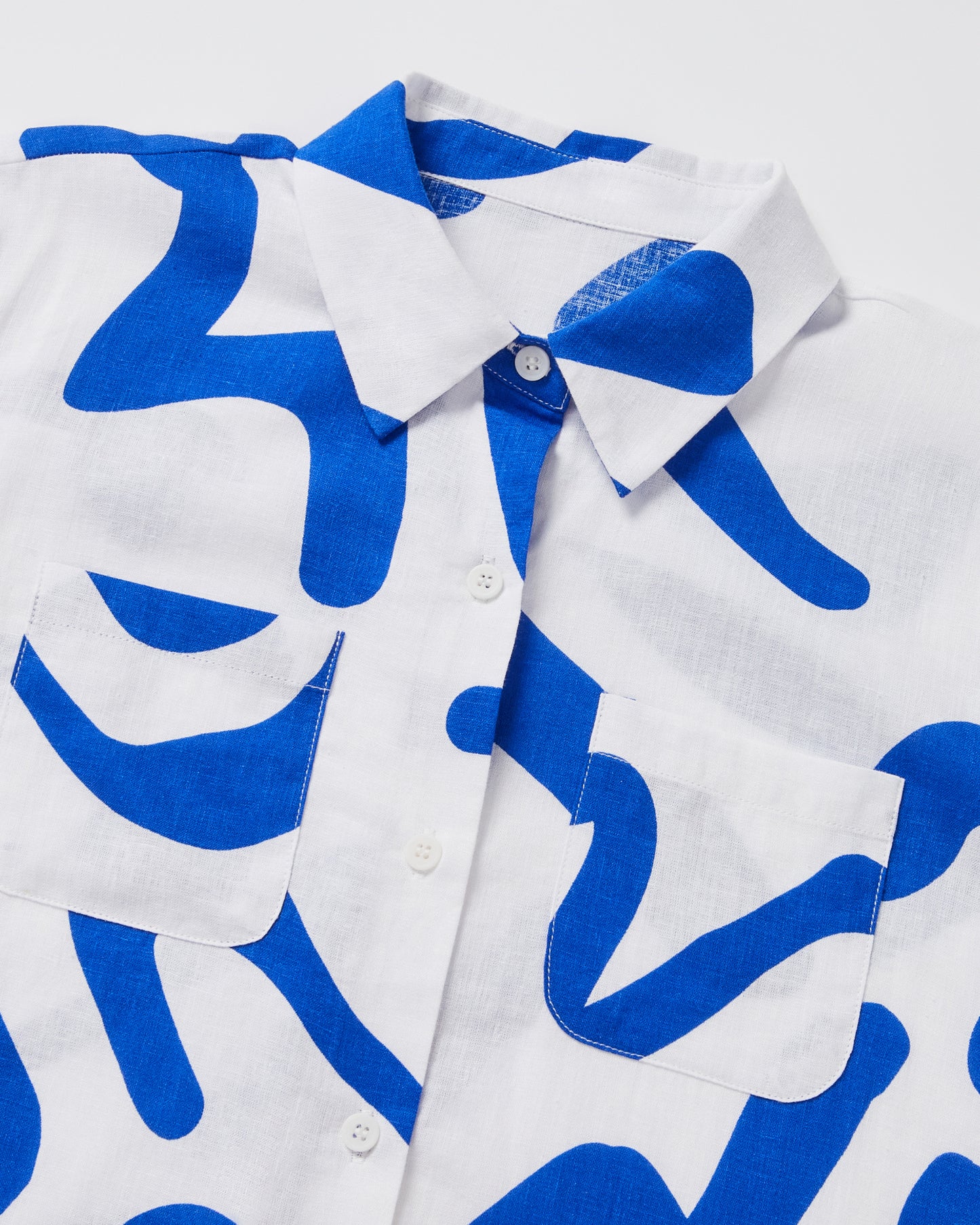 Teen Girls Charlie Swirl Short Sleeve Shirt in Blue