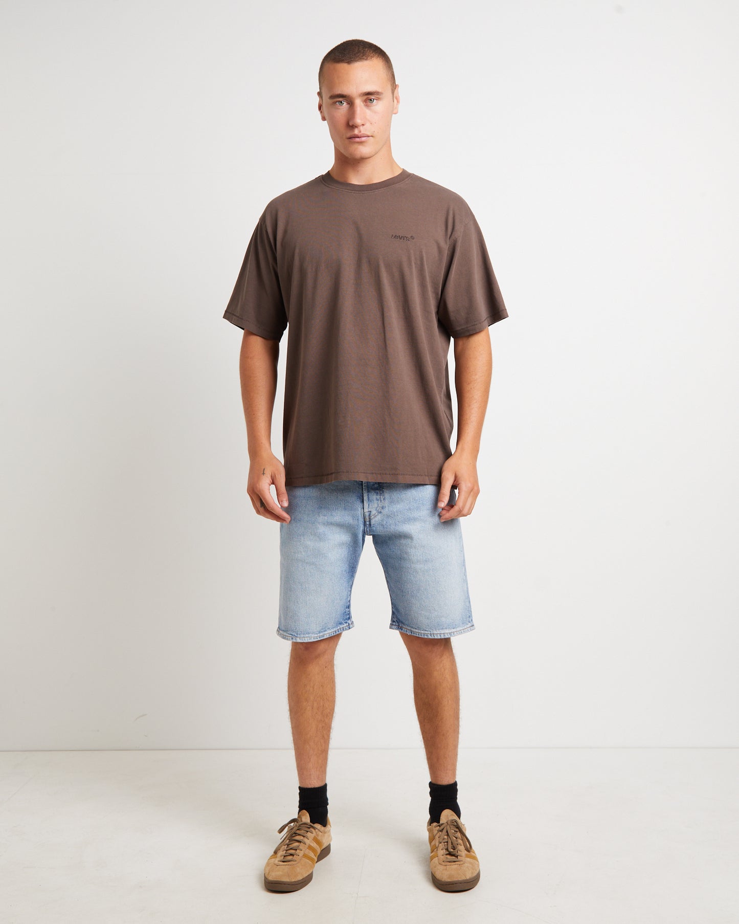 Red Tab Vintage Short Sleeve T-Shirt in Chocolate Brown