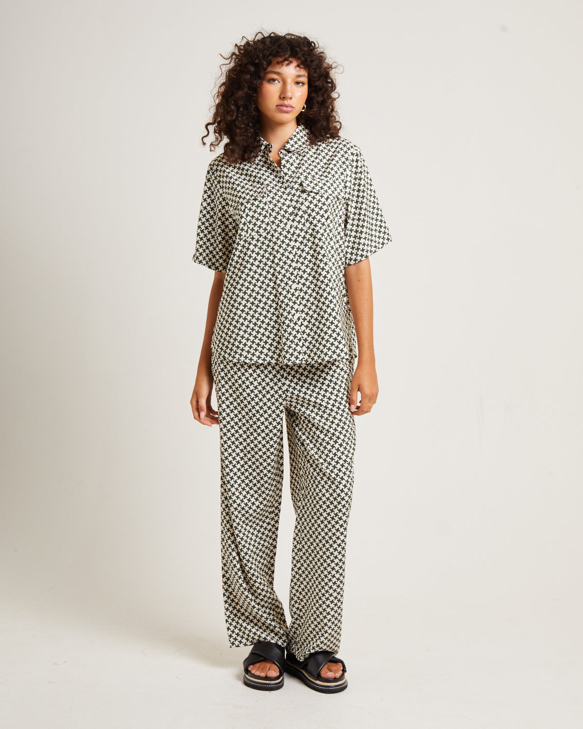 Minnie Crepe Shirt Olive OLIVE