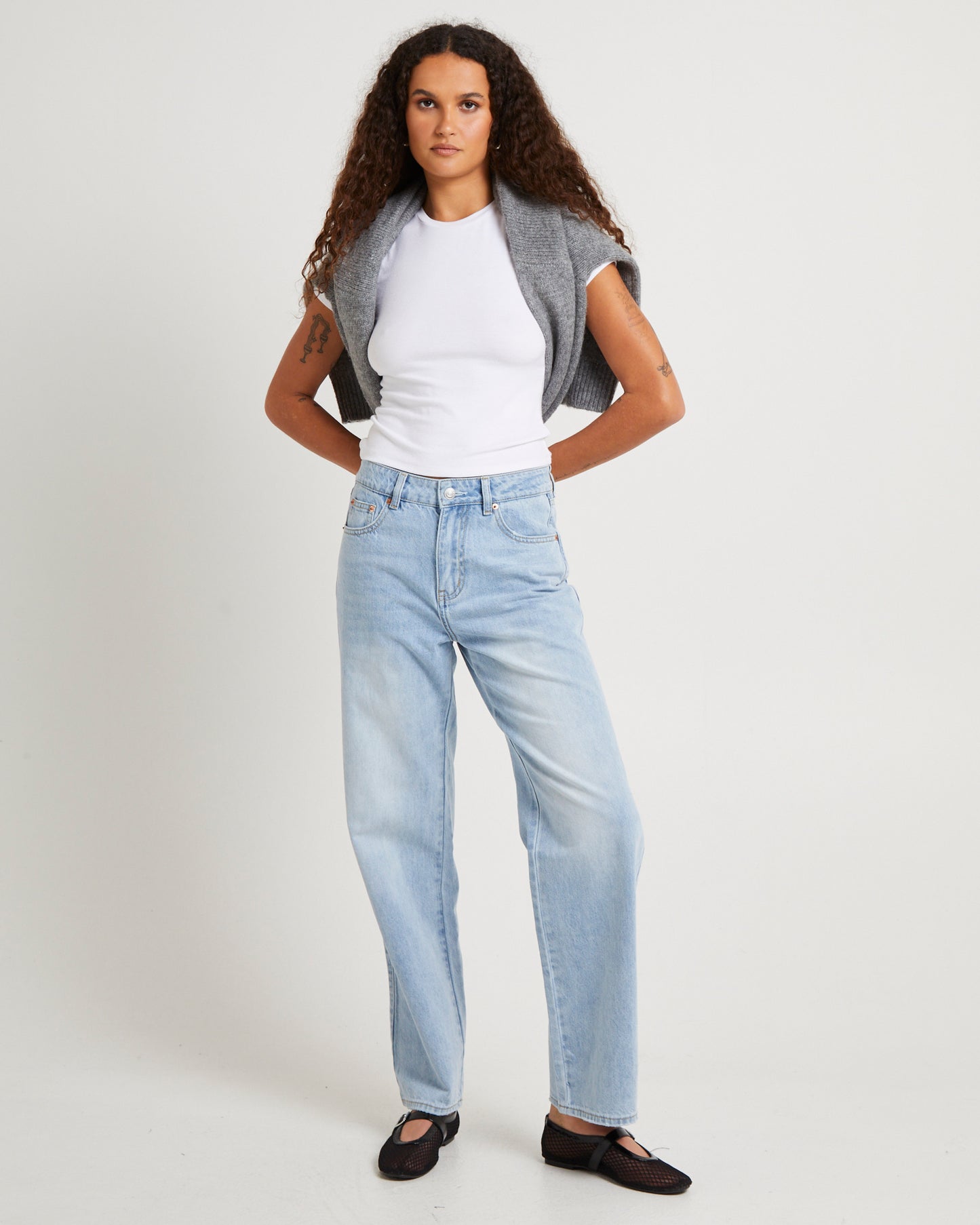 Tayla High Straight Jeans