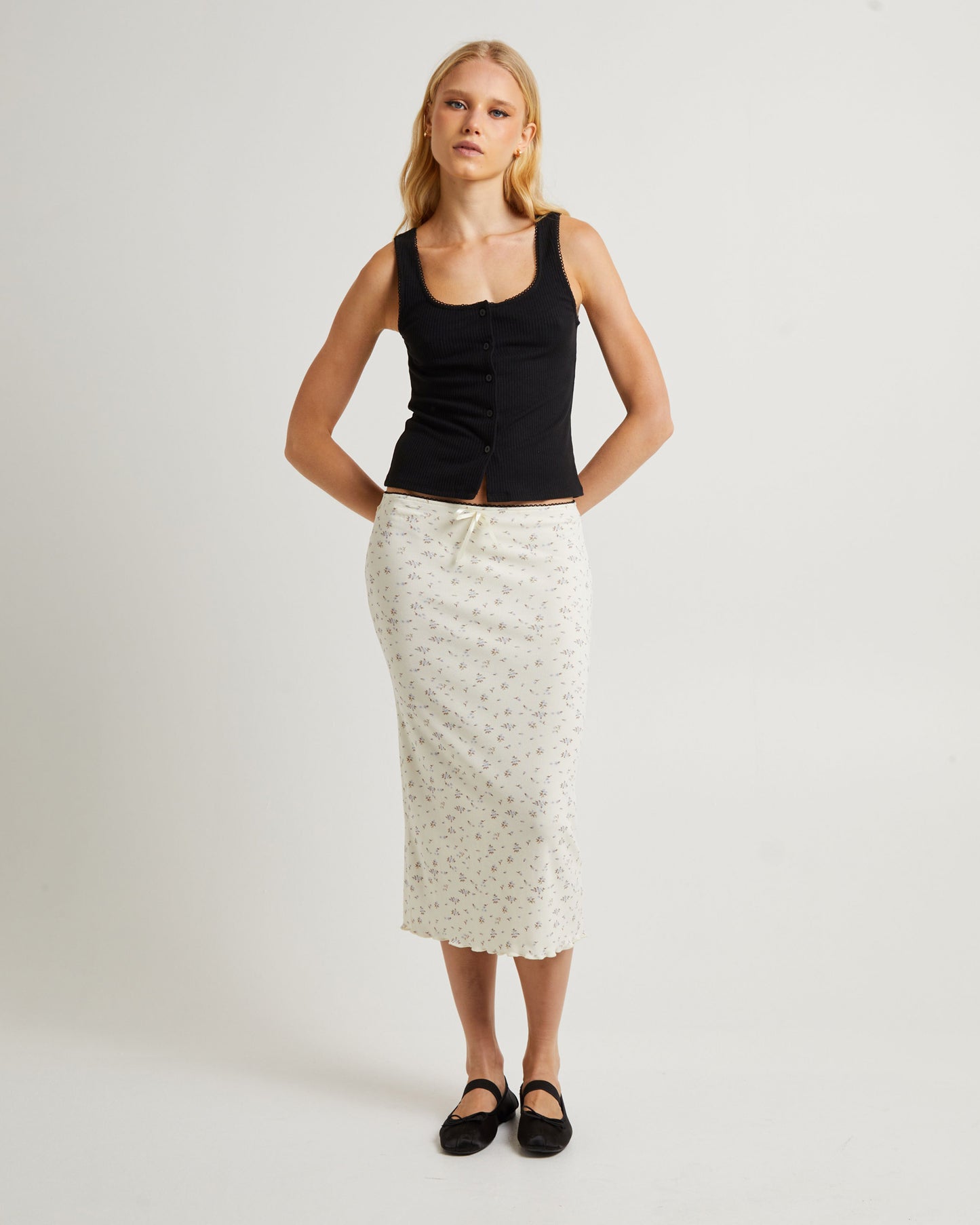 Saski Scallop Trim Vest Top