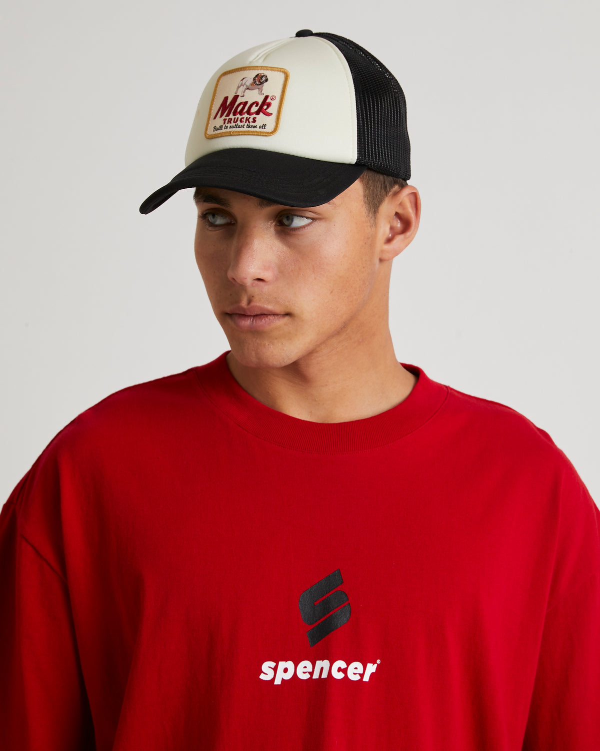 Built to Outlast Valin Trucker Cap IVORY / BLACK