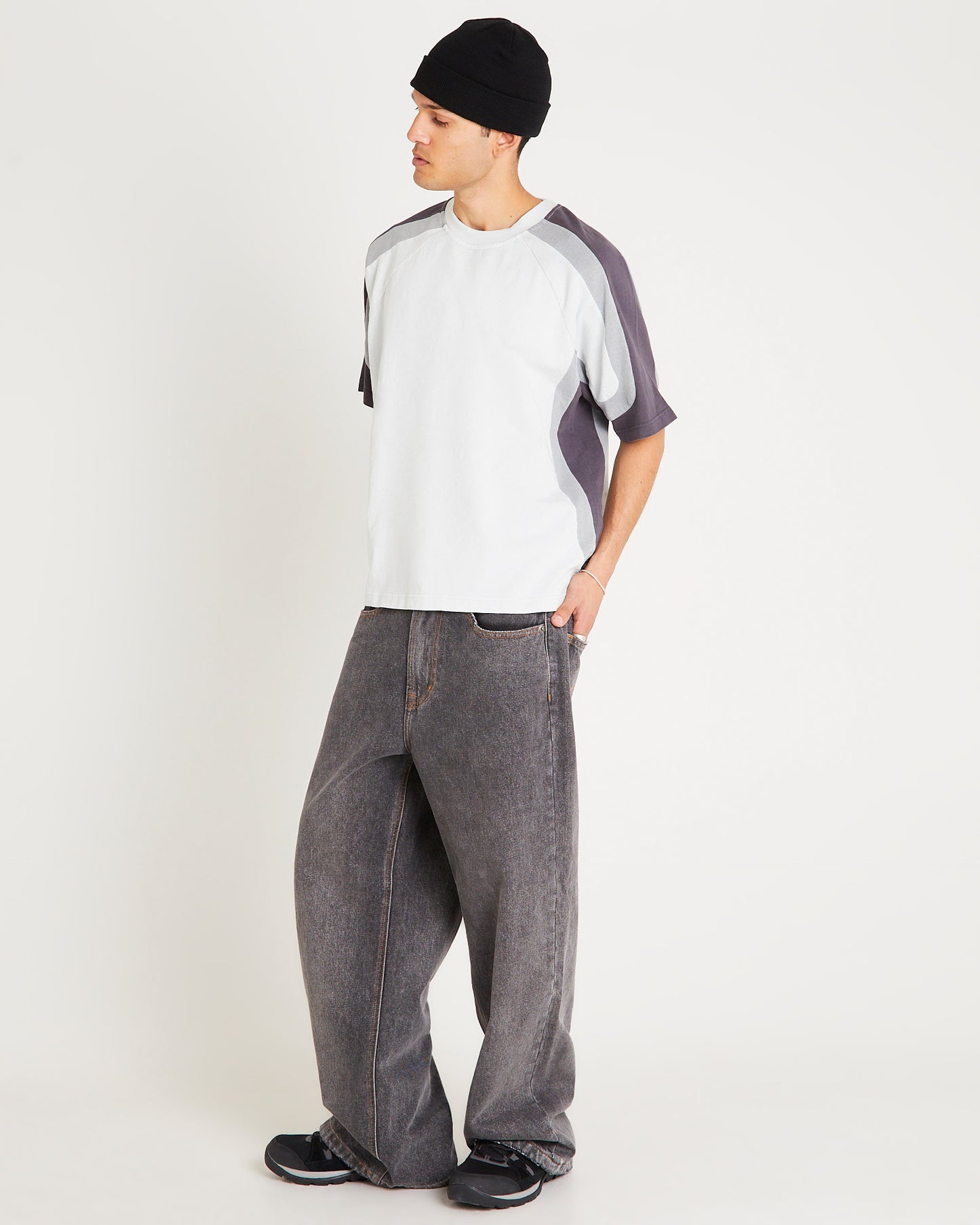 Novel Raglan Spliced T-Shirt