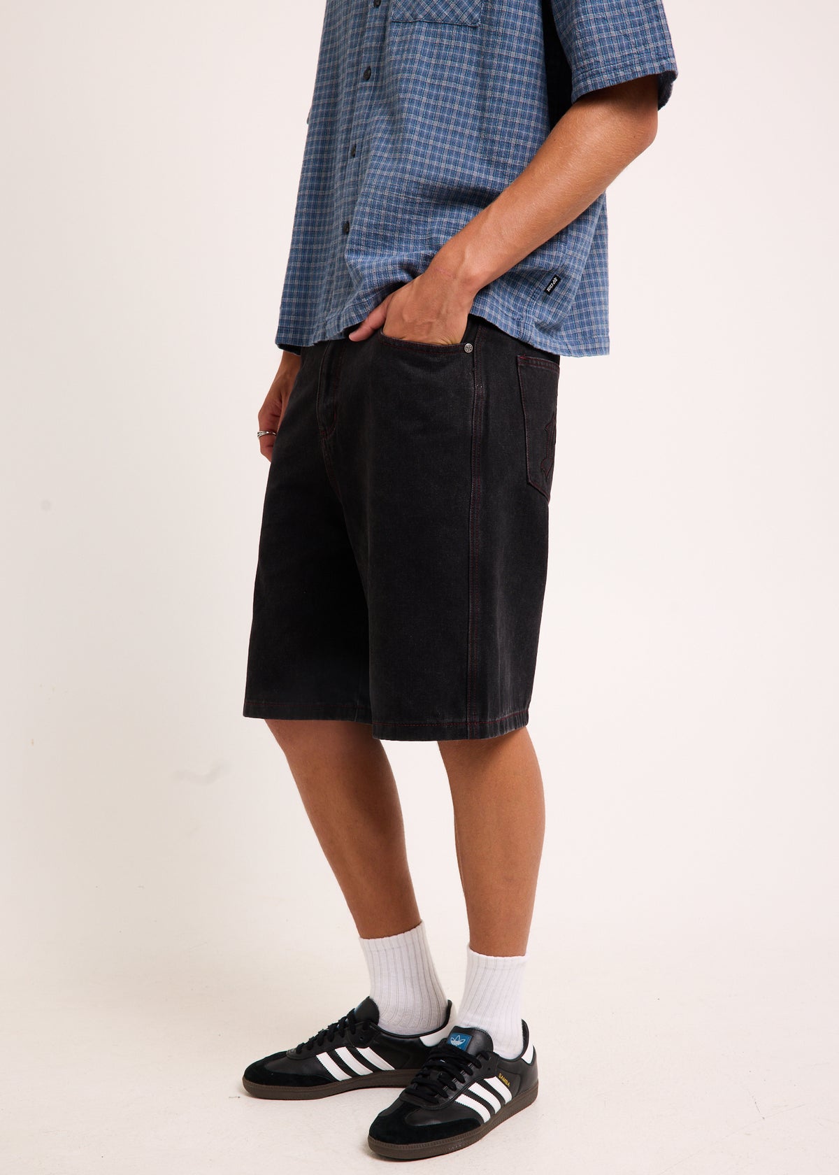 Archive Goth Denim Walkshorts WASHED BLACK