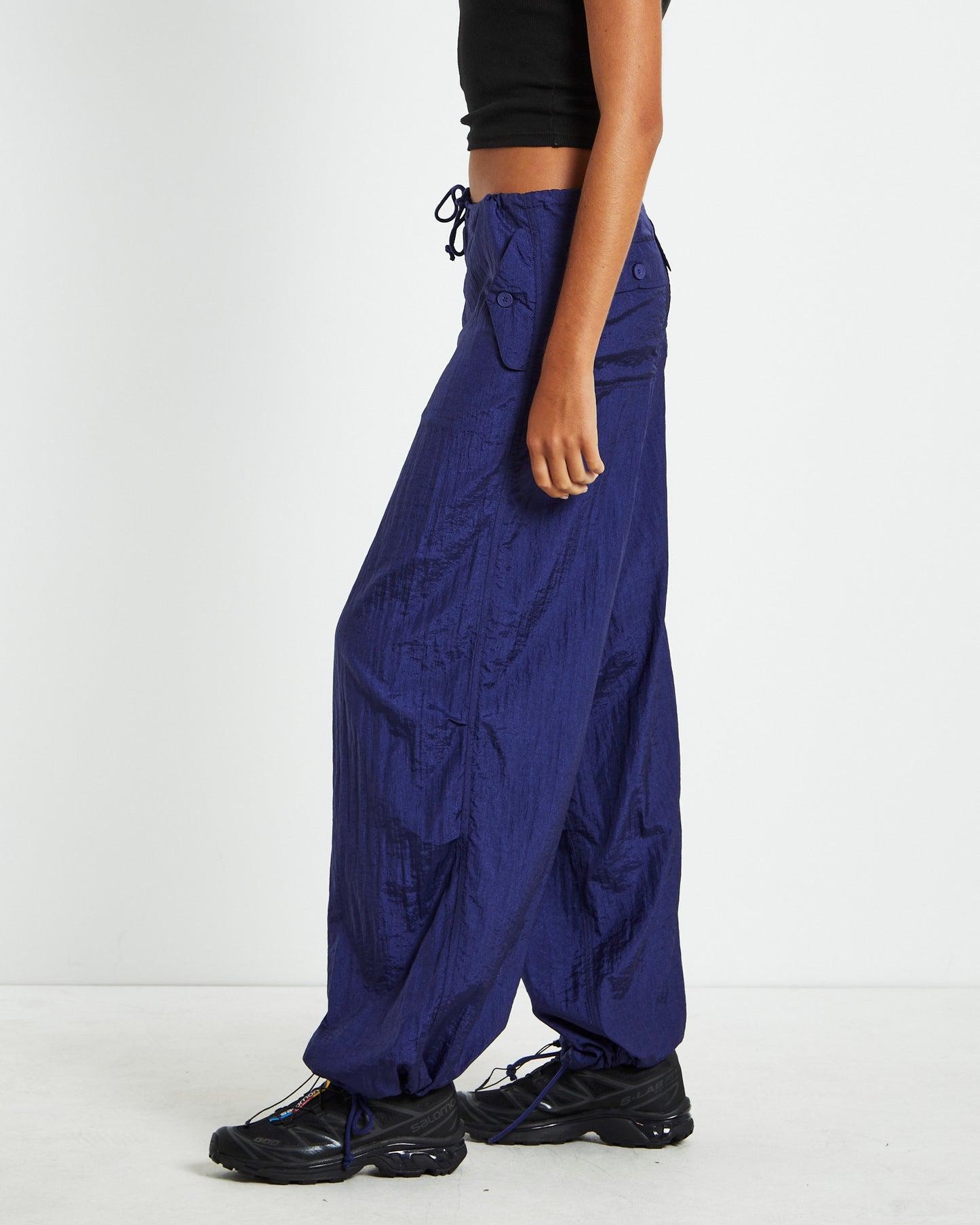 Leoni Parachute Tech Pants Blue