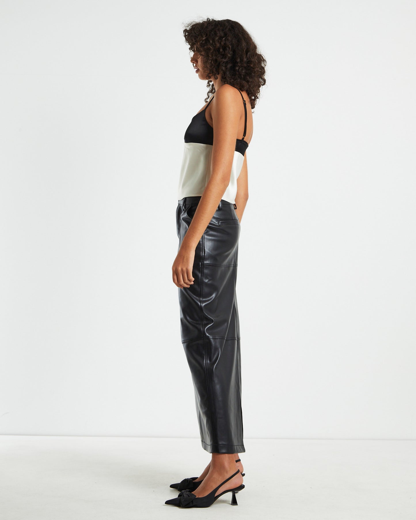 Amanda Colour Block Slip Top Mono Black