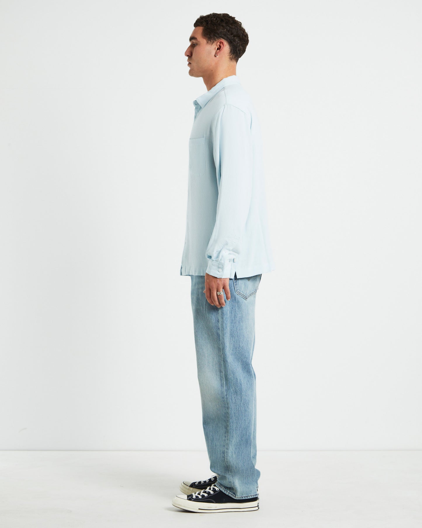 Harrison Linen Long Sleeve Shirt in Sky Blue