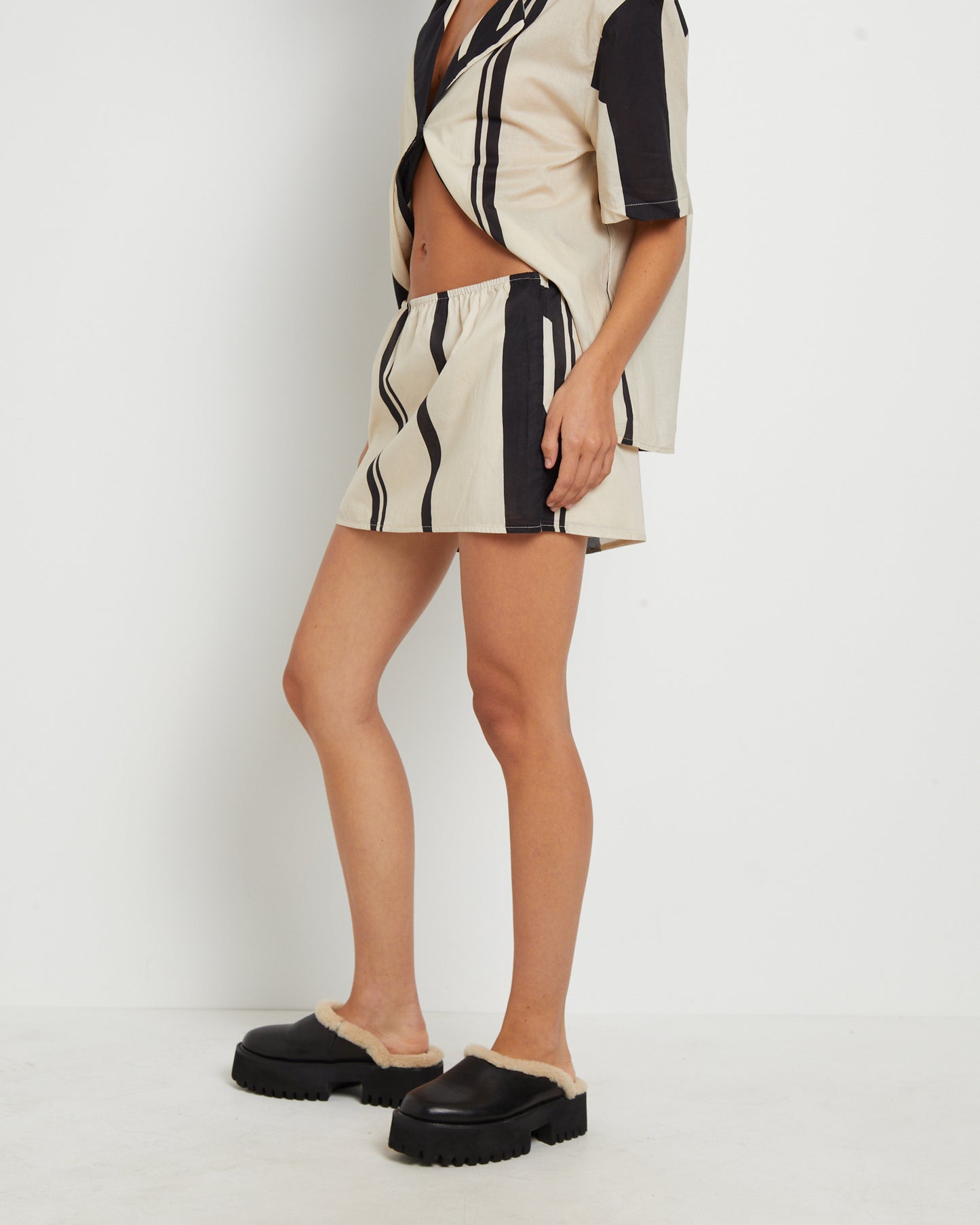 Alba Mini Skirt in Black Print