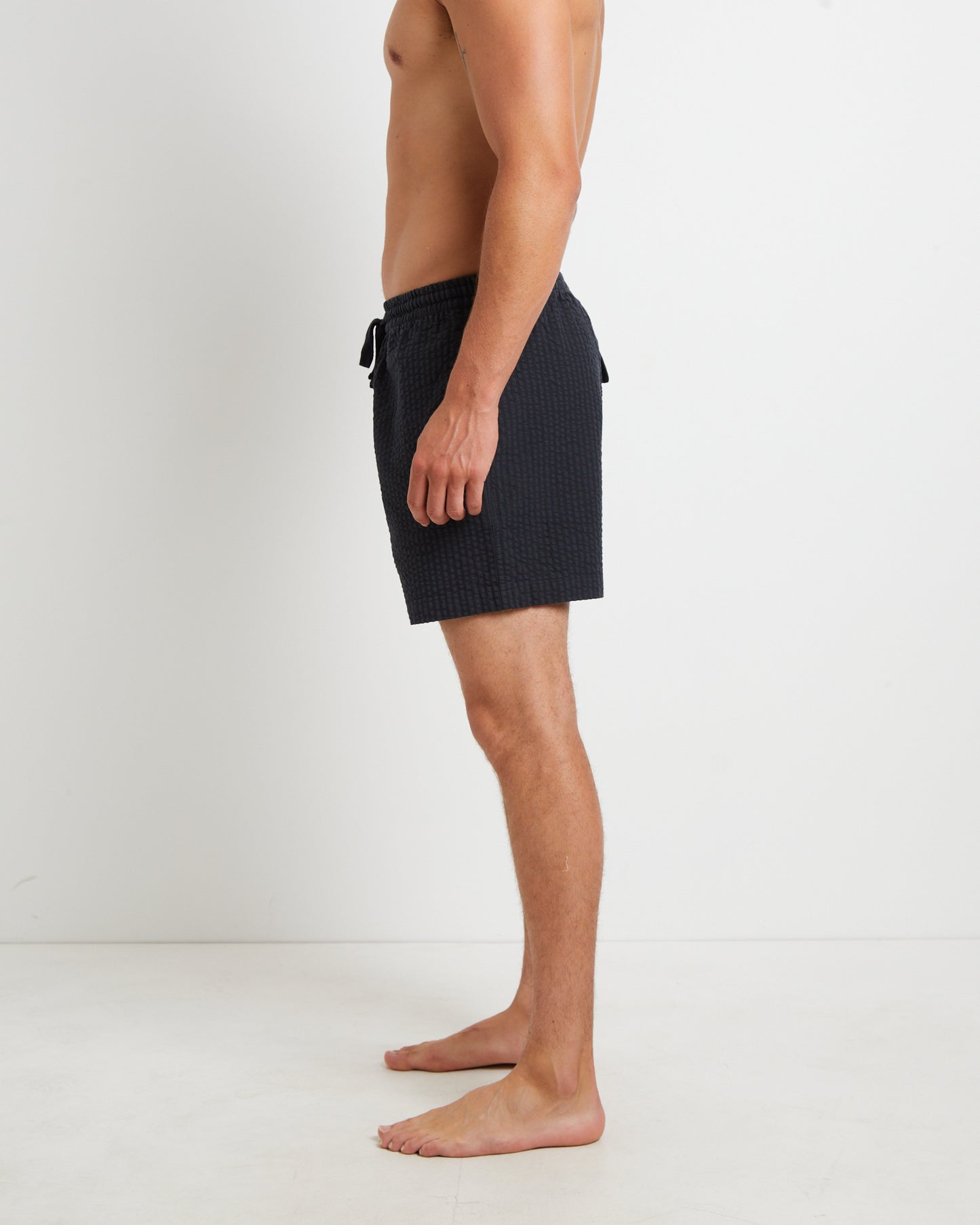 Seesucker Stripe Boardshorts in Black
