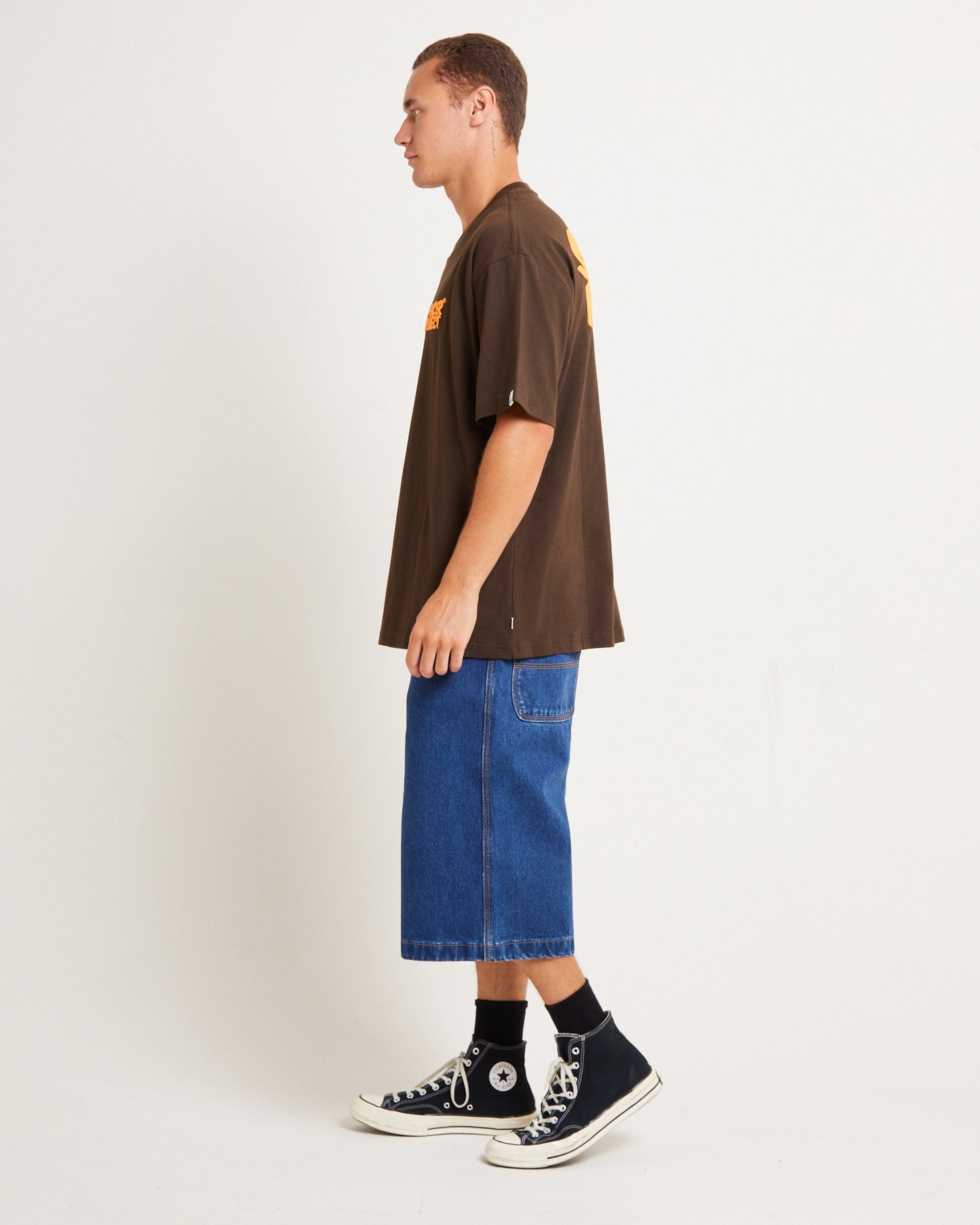 Puffy Short Sleeve T-Shirt in Brown
