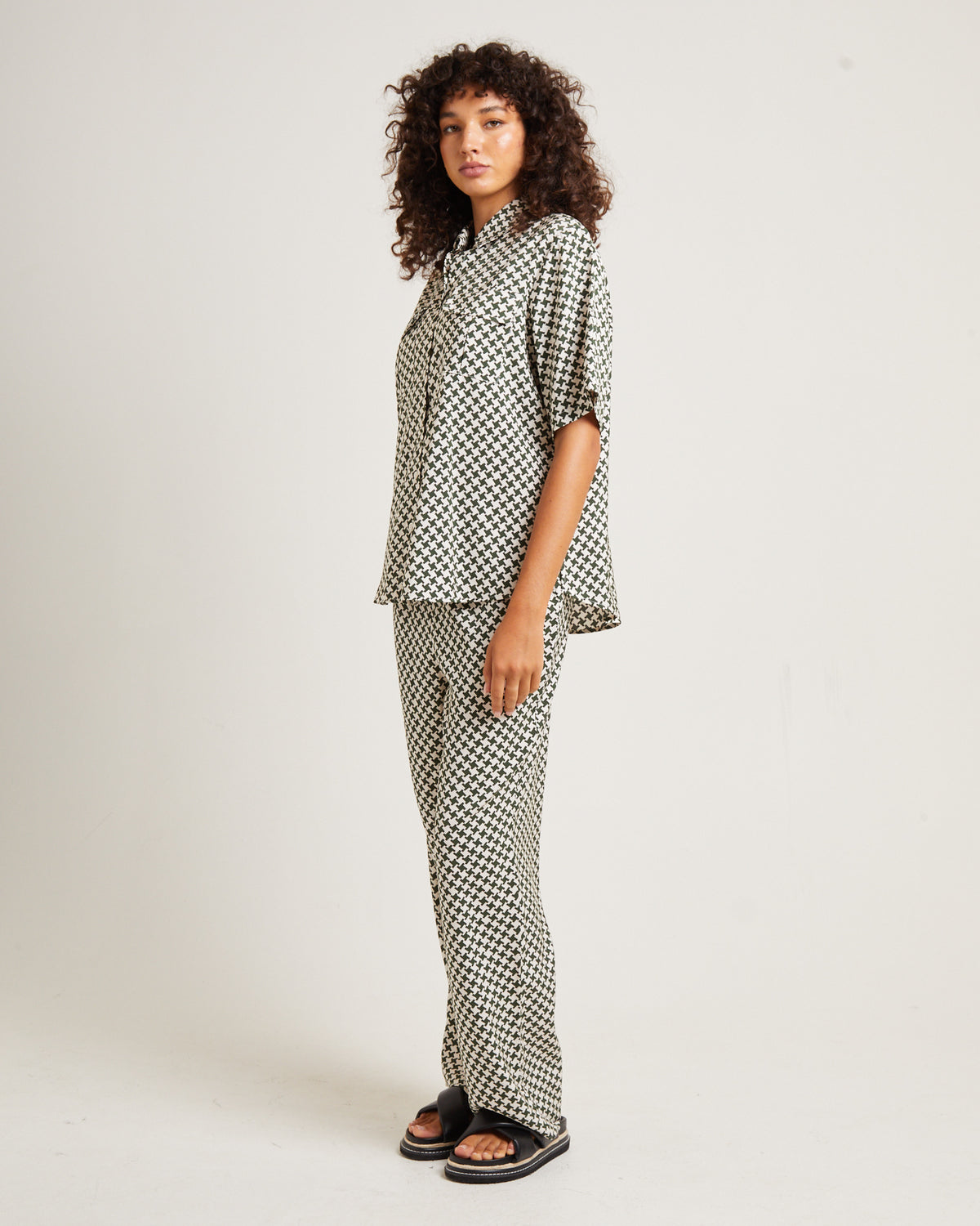 Minnie Crepe Shirt Olive OLIVE