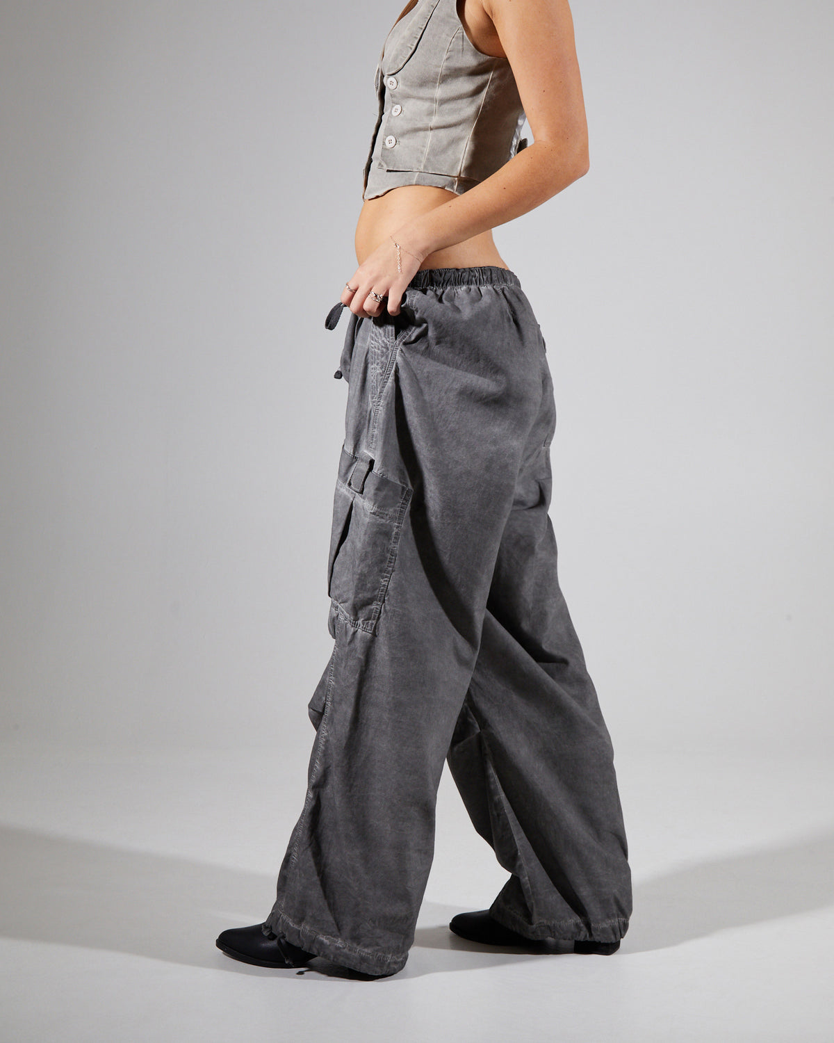 Parachute Pants Washed Black Oil BLACK