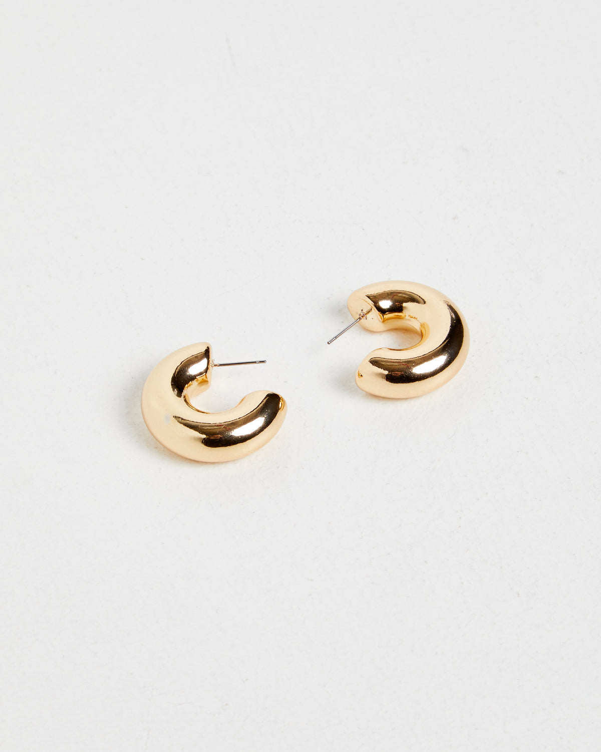 Maddie Hoop Earring GOLD