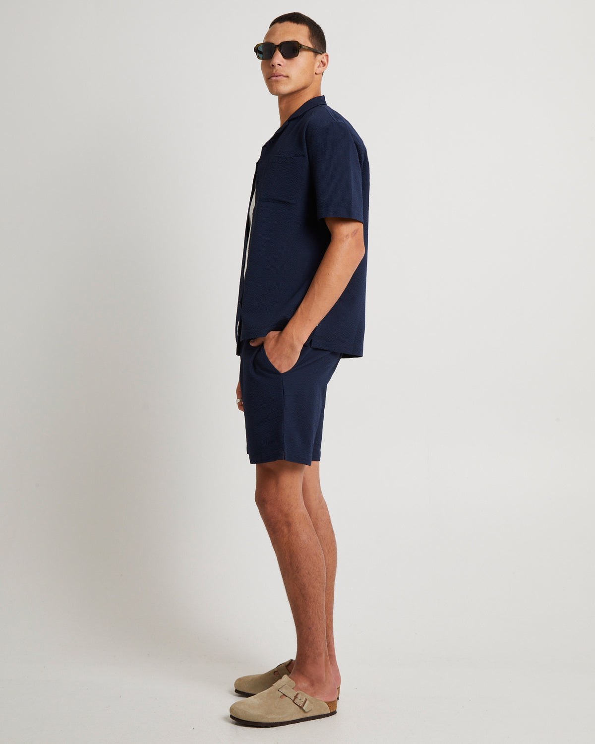 Seersucker Short Sleeve Resort Shirt NAVY