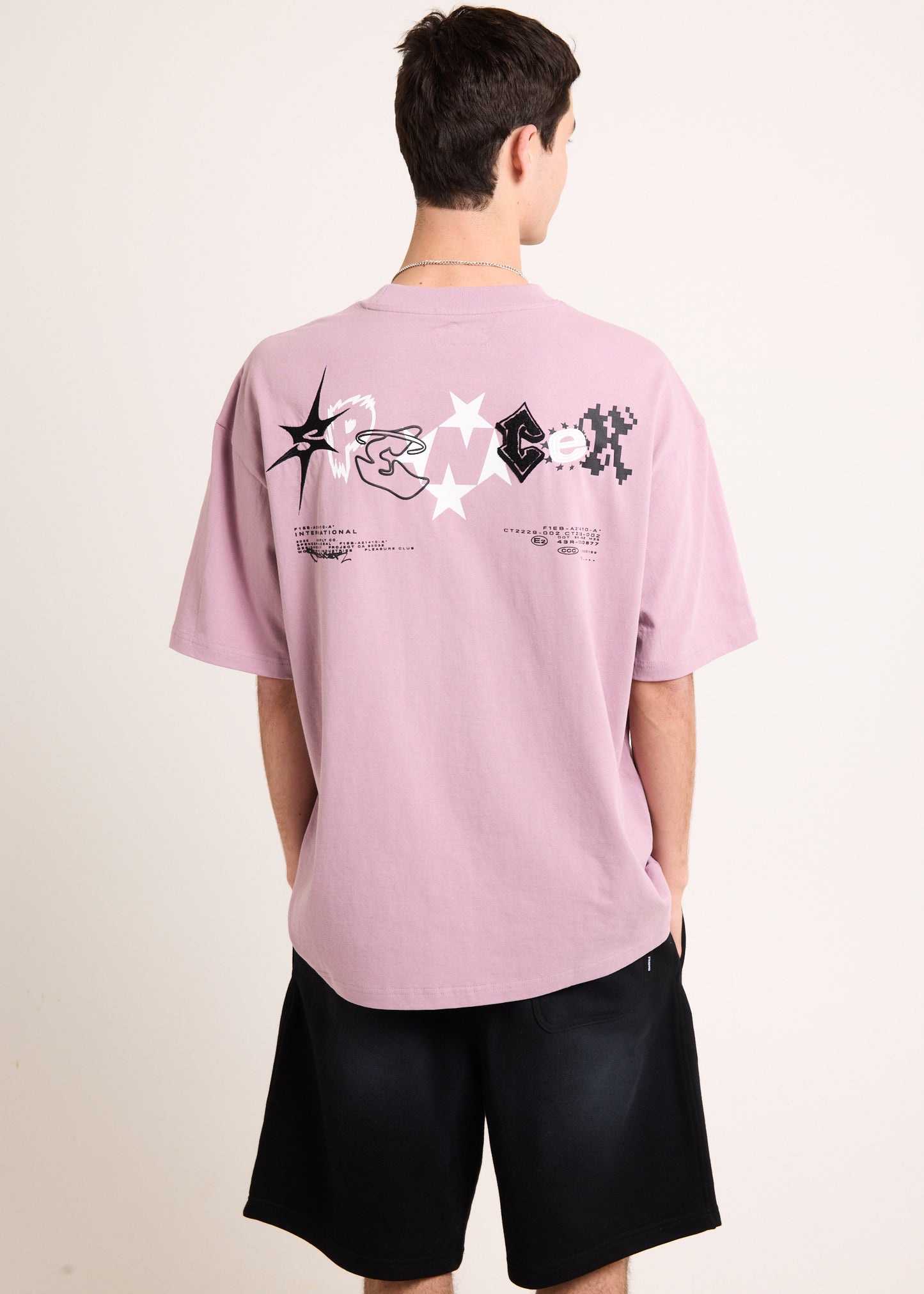 Logo Distribution T-Shirt