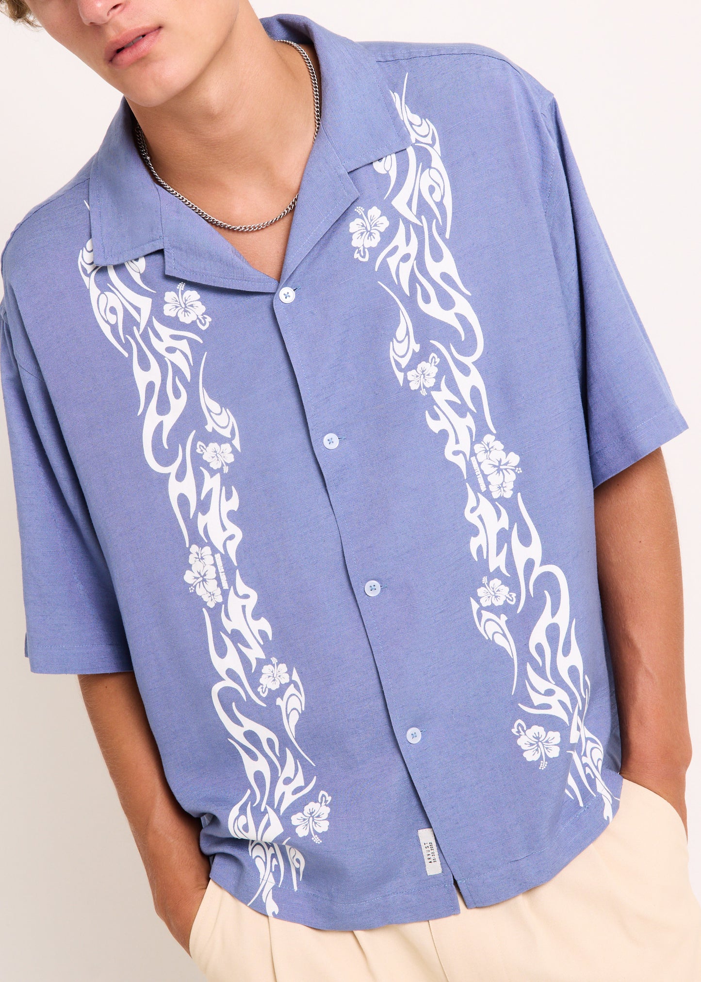 Wreath Resort Shirt