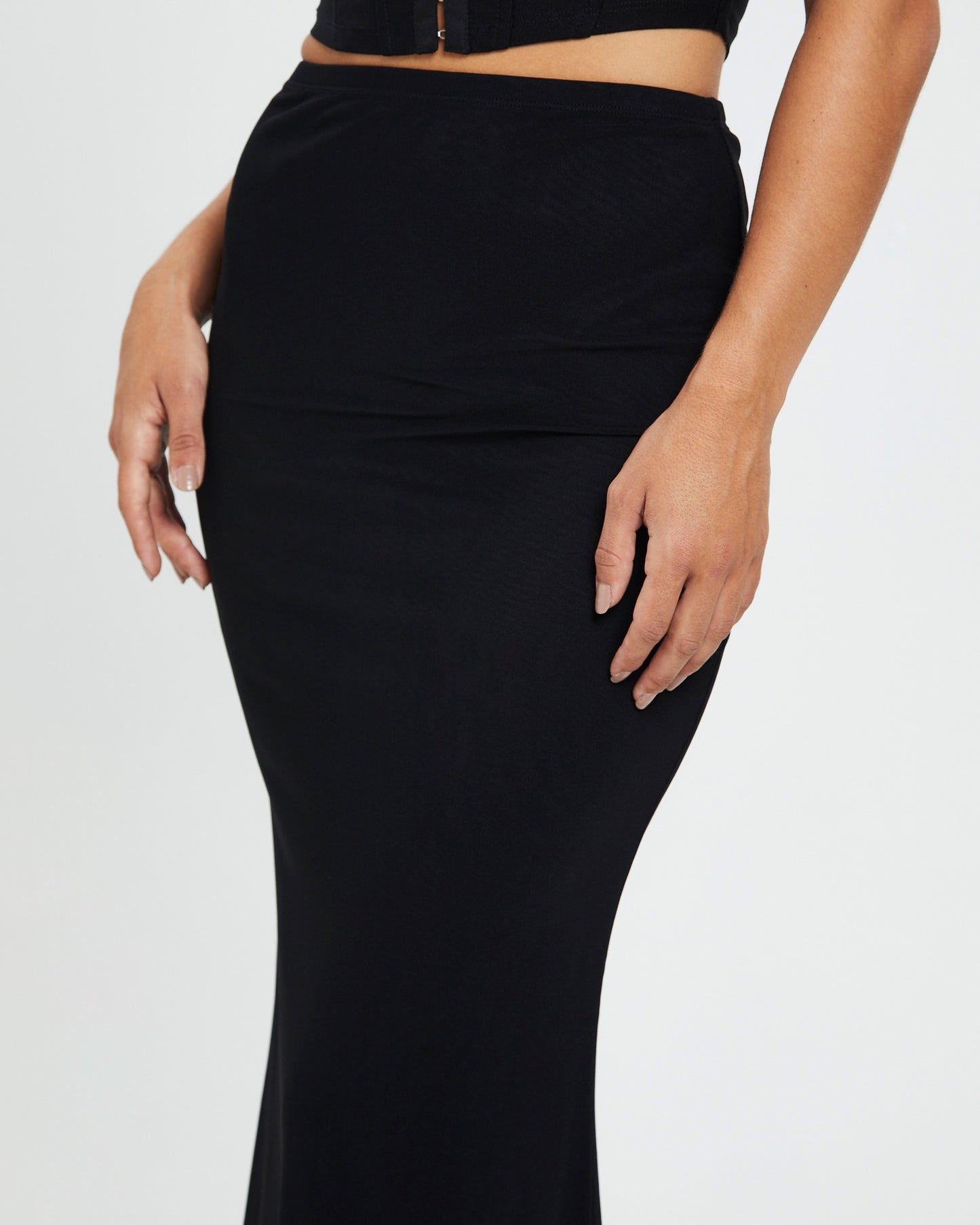 Marley Midi Skirt Black