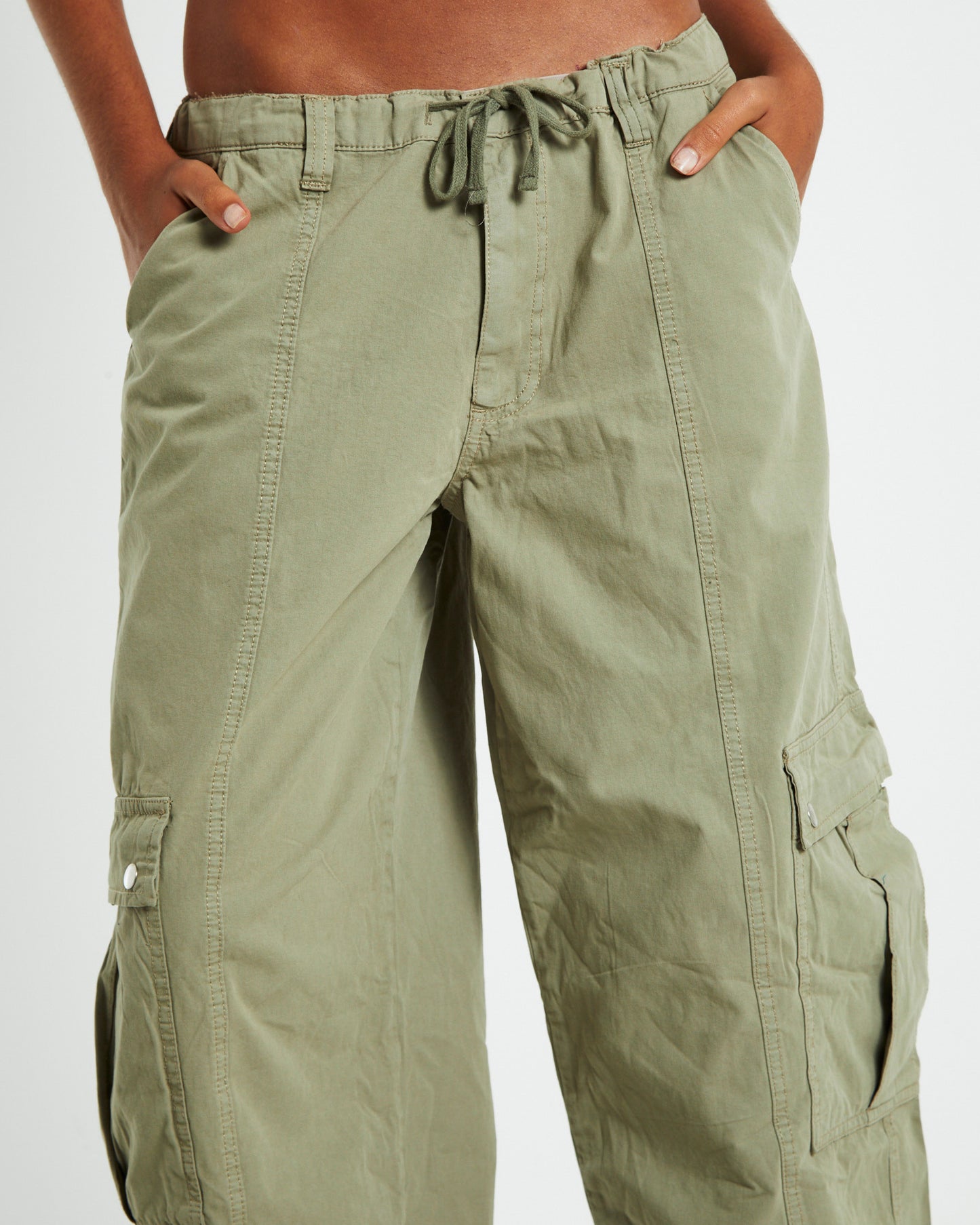 BDG Toni Cargo Pants Khaki