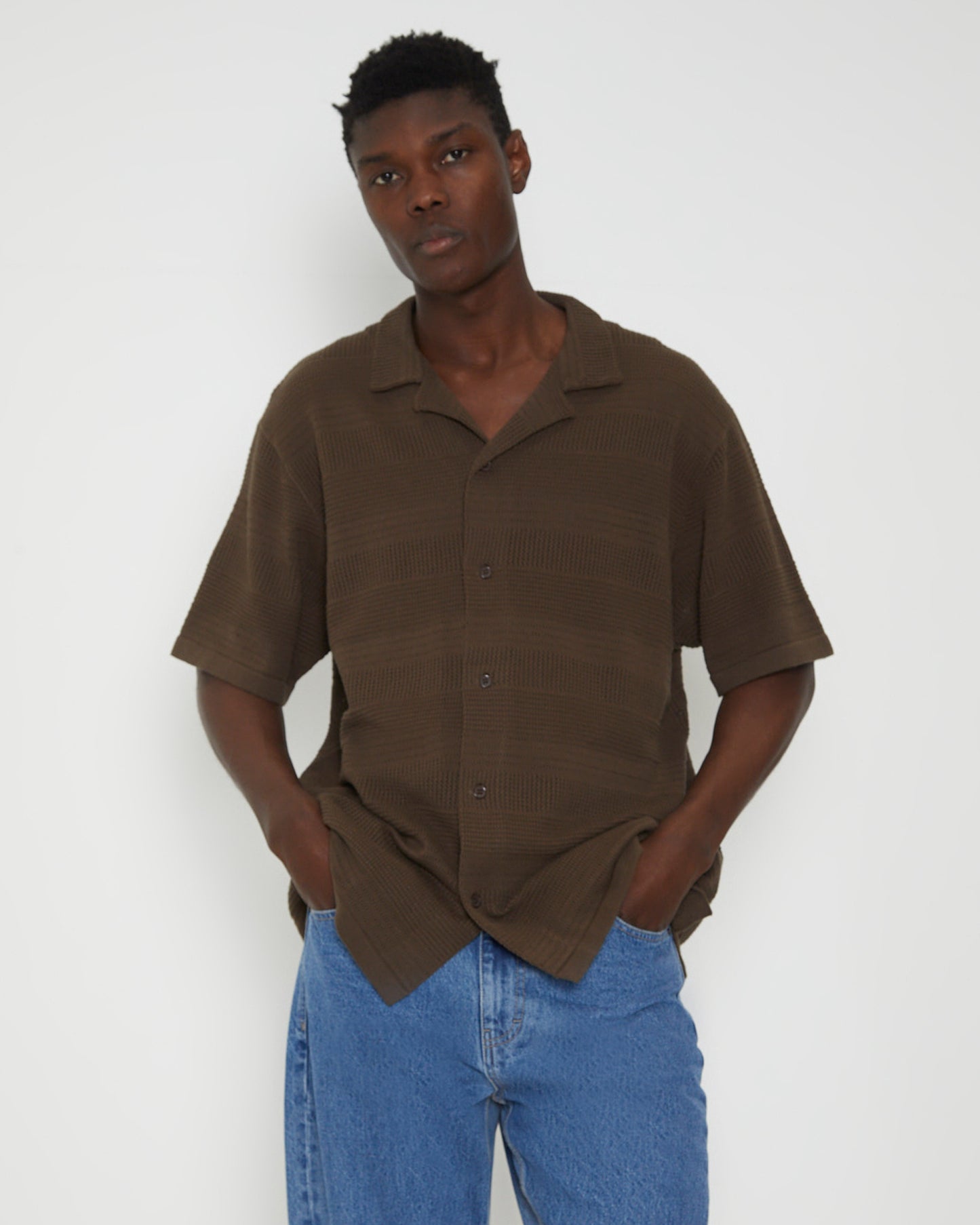 Knitted Resort Short Sleeve Shirt in Brown